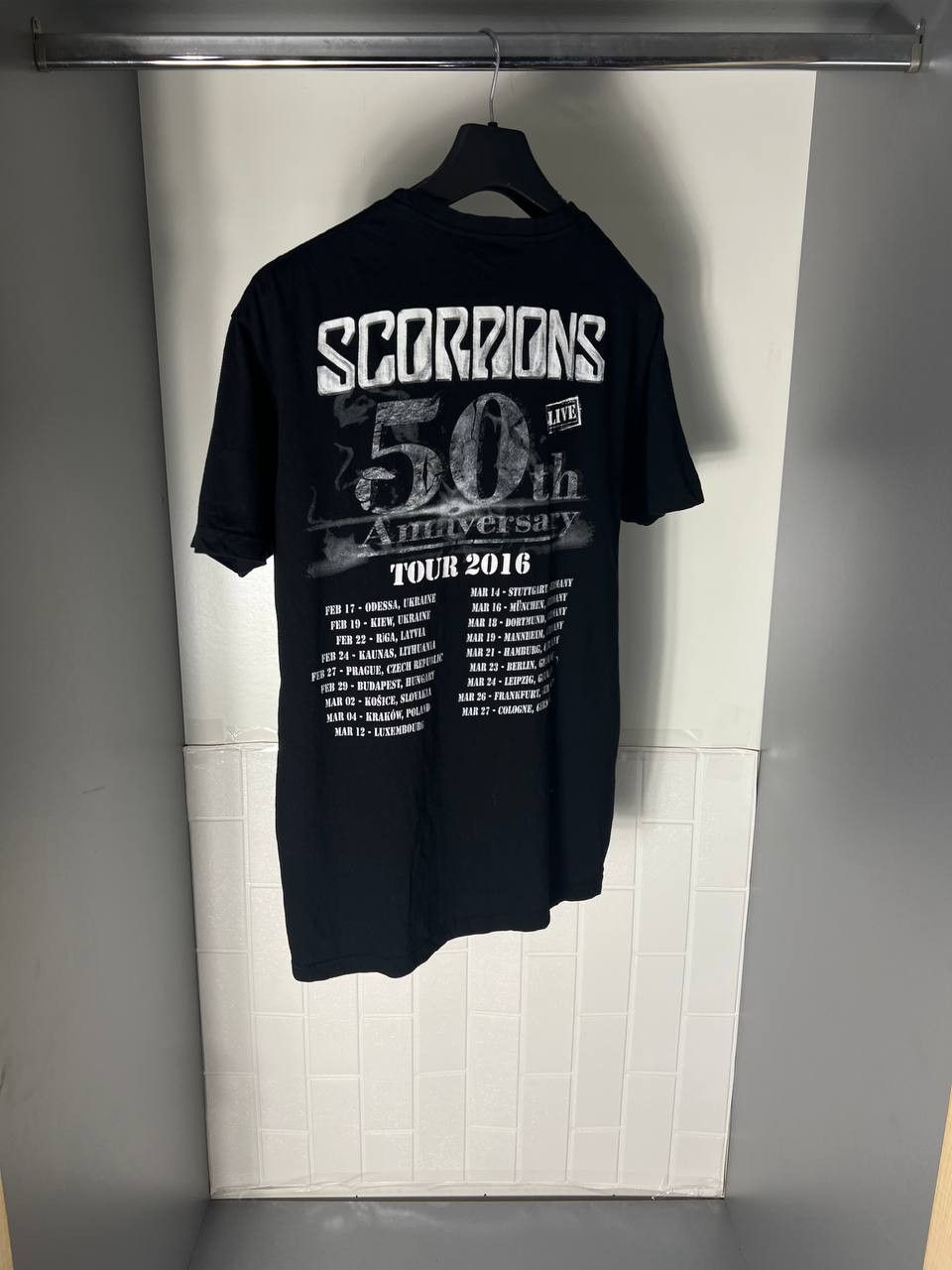 Band Tees VINTAGE SCORPIONS ROCK T-SHIRT RETRO METAL PUNK Y2K Size US XL / EU 56 / 4 - 4 Thumbnail