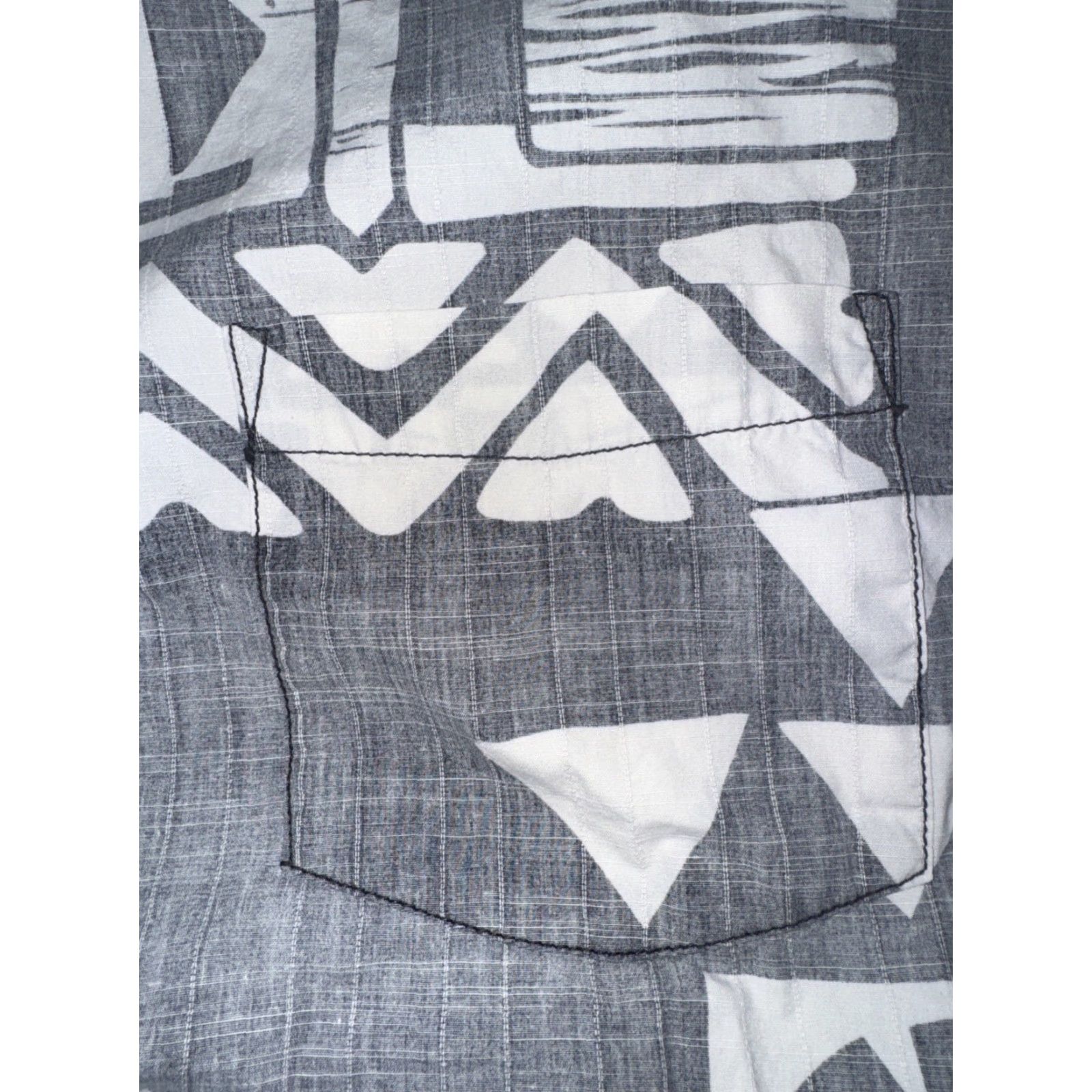 Quiksilver VINTAGE Quiksilver Waterman Hawaiian Aloha Shirt White Grey XL 22x25 Button Front Size US XL / EU 56 / 4 - 4 Thumbnail