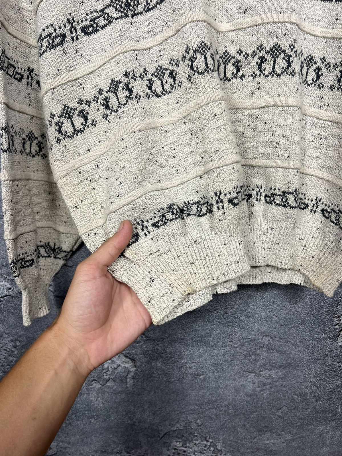 Yves Saint Laurent Vintage Yves Saint Laurent Textured Oversized Sweater Size US M / EU 48-50 / 2 - 6 Thumbnail