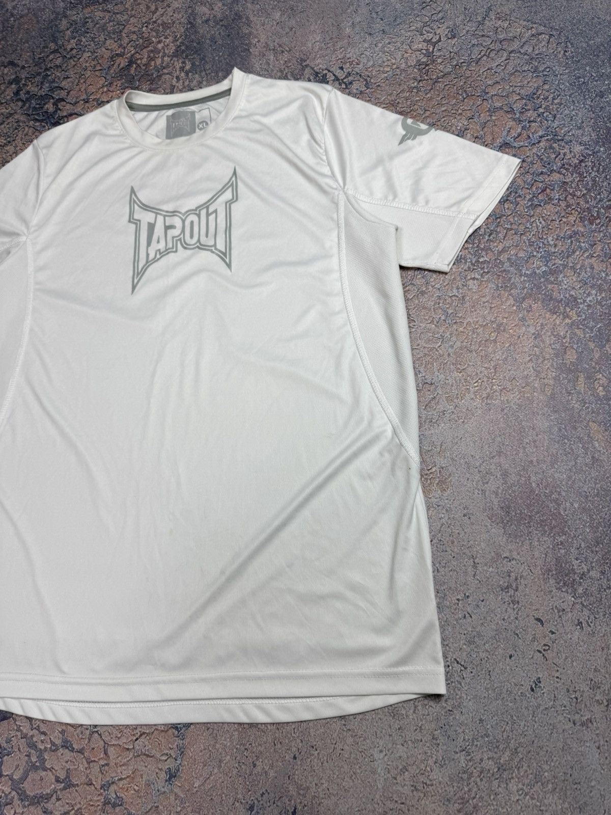 Tapout Vintage Tapout T Shirt XL Y2K MMA Logo Made In USA Rare Size US XL / EU 56 / 4 - 4 Thumbnail