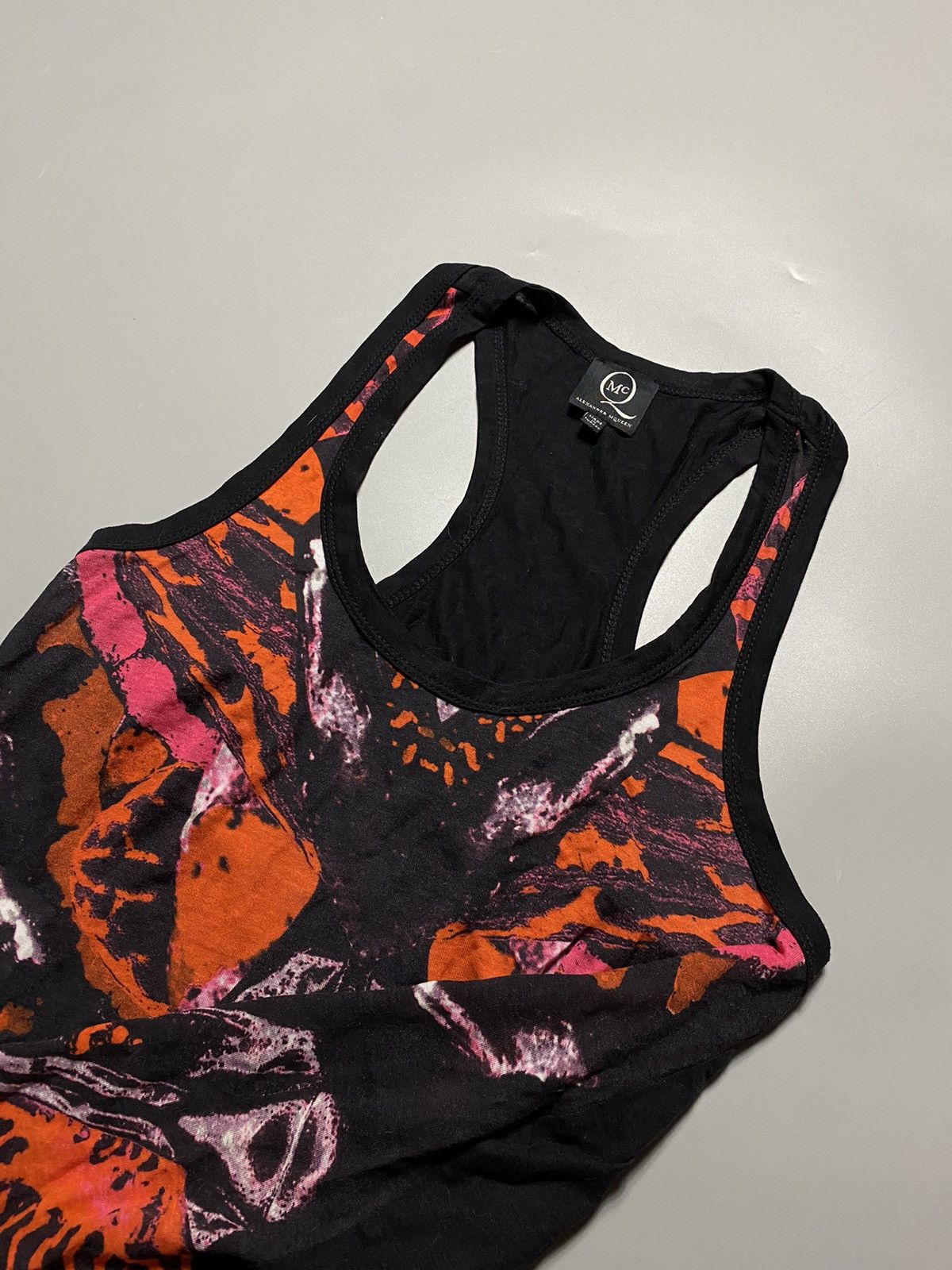 Alexander McQueen × Vintage ❗️Alexander McQueen T-shirt opium print Size S / US 4 / IT 40 - 3 Thumbnail