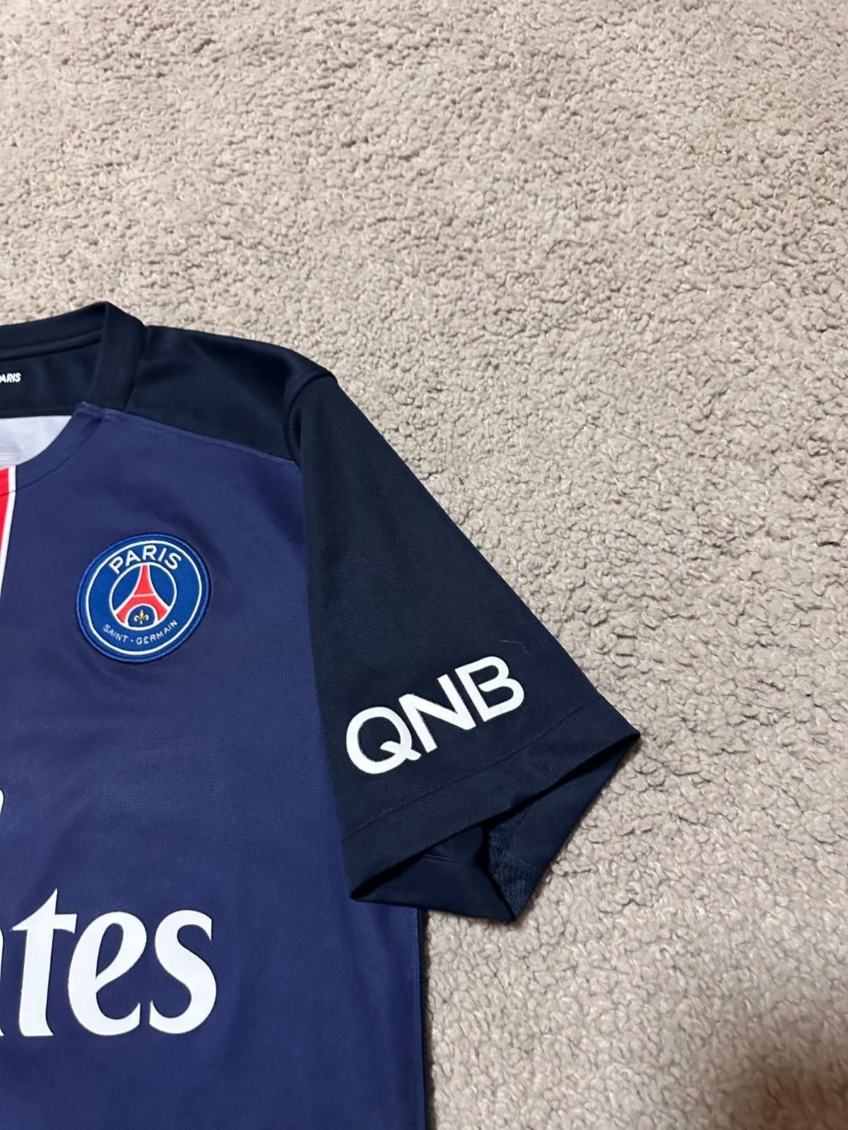 Nike PARIS SAINT GERMAIN 2015 FOOTBALL SHIRT SOCCER JERSEY NIKE Size US M / EU 48-50 / 2 - 4 Thumbnail