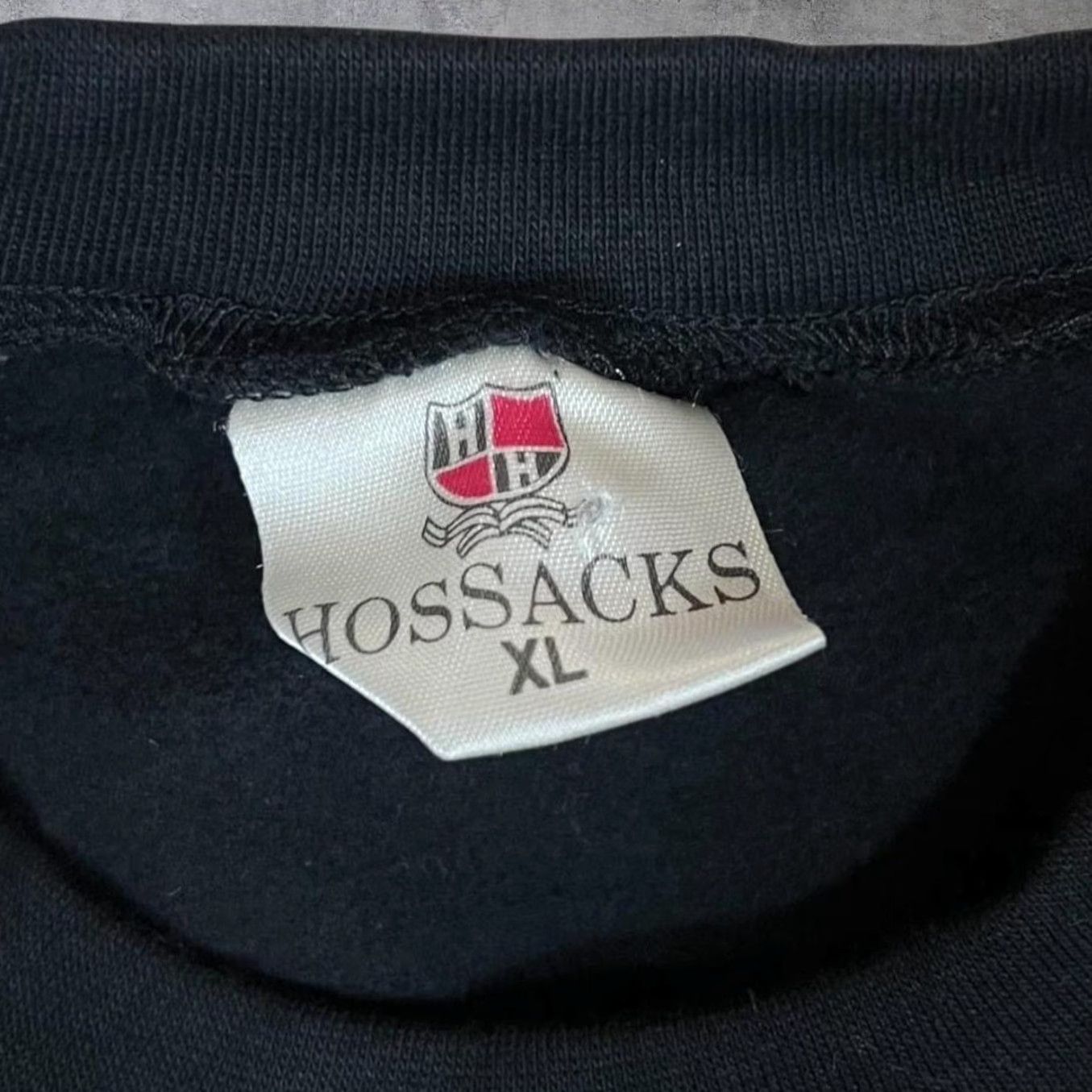 Vintage Vintage Hossacks Oriana Diamante Souvenir Graphic Crewneck Sweatshirt XL Black Mens Pullover Long Sleeve Sweatshirt Size US XL / EU 56 / 4 - 2 Thumbnail