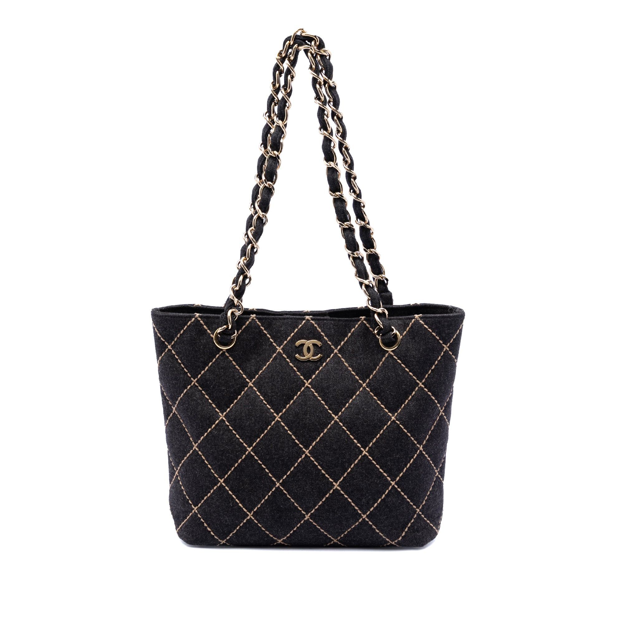 Chanel CC Wool Wild Stitch Tote Size ONE SIZE - 1 Thumbnail