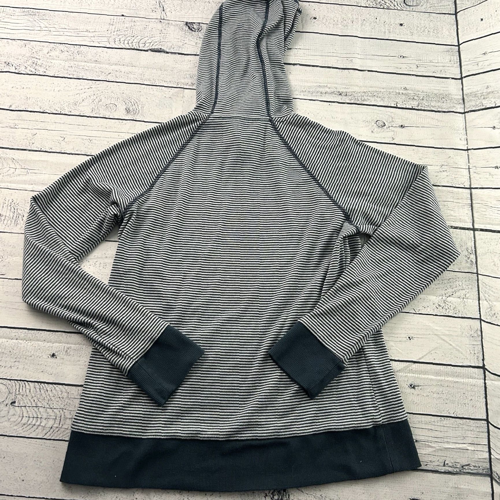Vintage Kuhl Stria Pullover Striped Hoodie Women's Medium Blue Gray Size M / US 6-8 / IT 42-44 - 5 Thumbnail