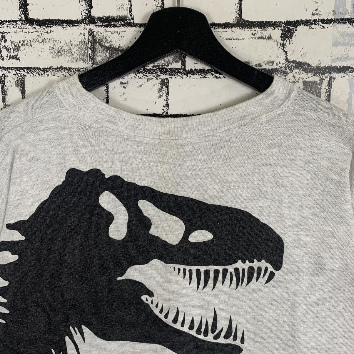 Designer × Vintage Vintage Jurassic Park Pullover Sweatshirt Size ONE SIZE - 7 Thumbnail