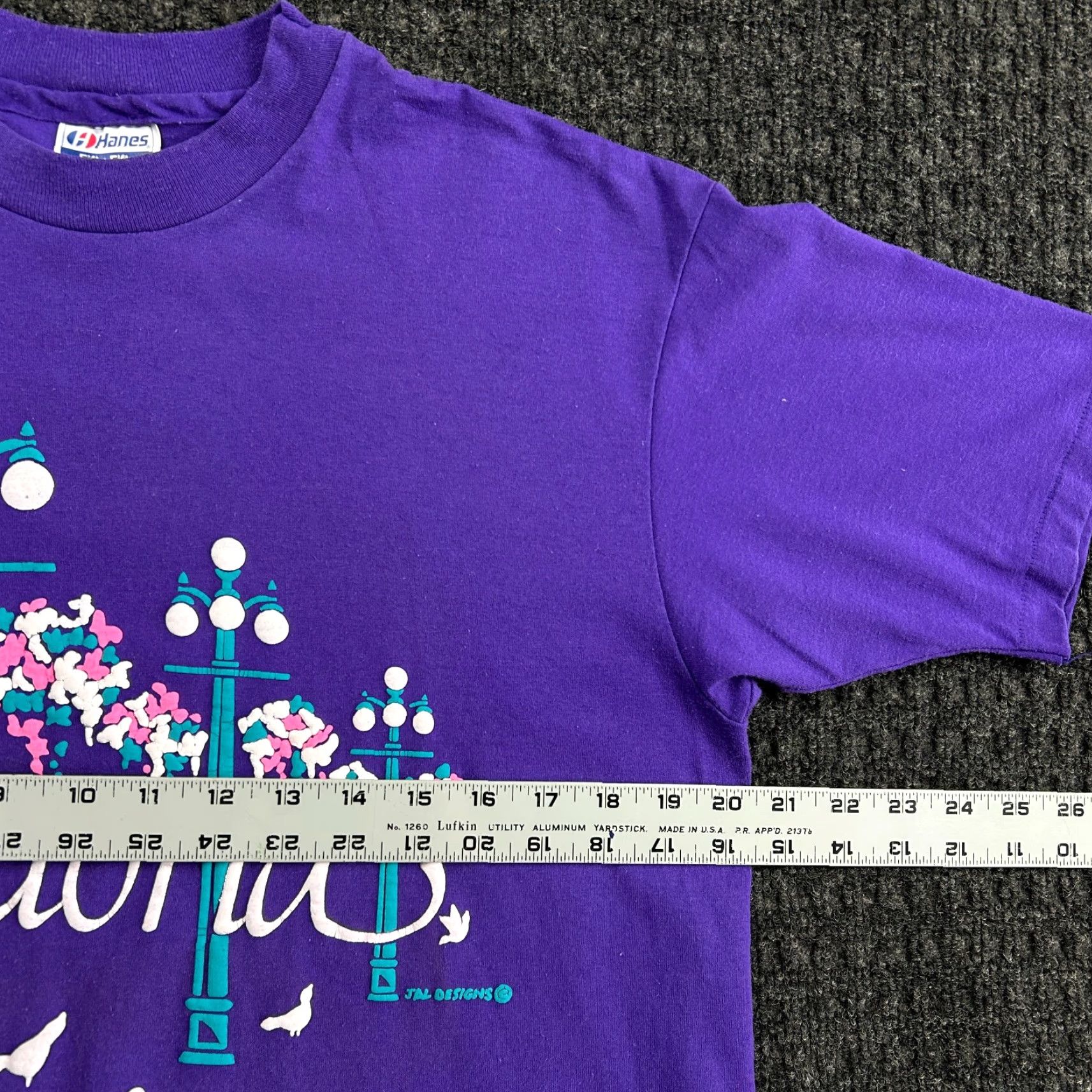 Hanes VINTAGE Hanes Fifty-Fifty T Shirt Unisex Adults L Purple 80s Graphic Print Puff Single Stitch Crew Neck Canada Made USA Size US L / EU 52-54 / 3 - 7 Thumbnail