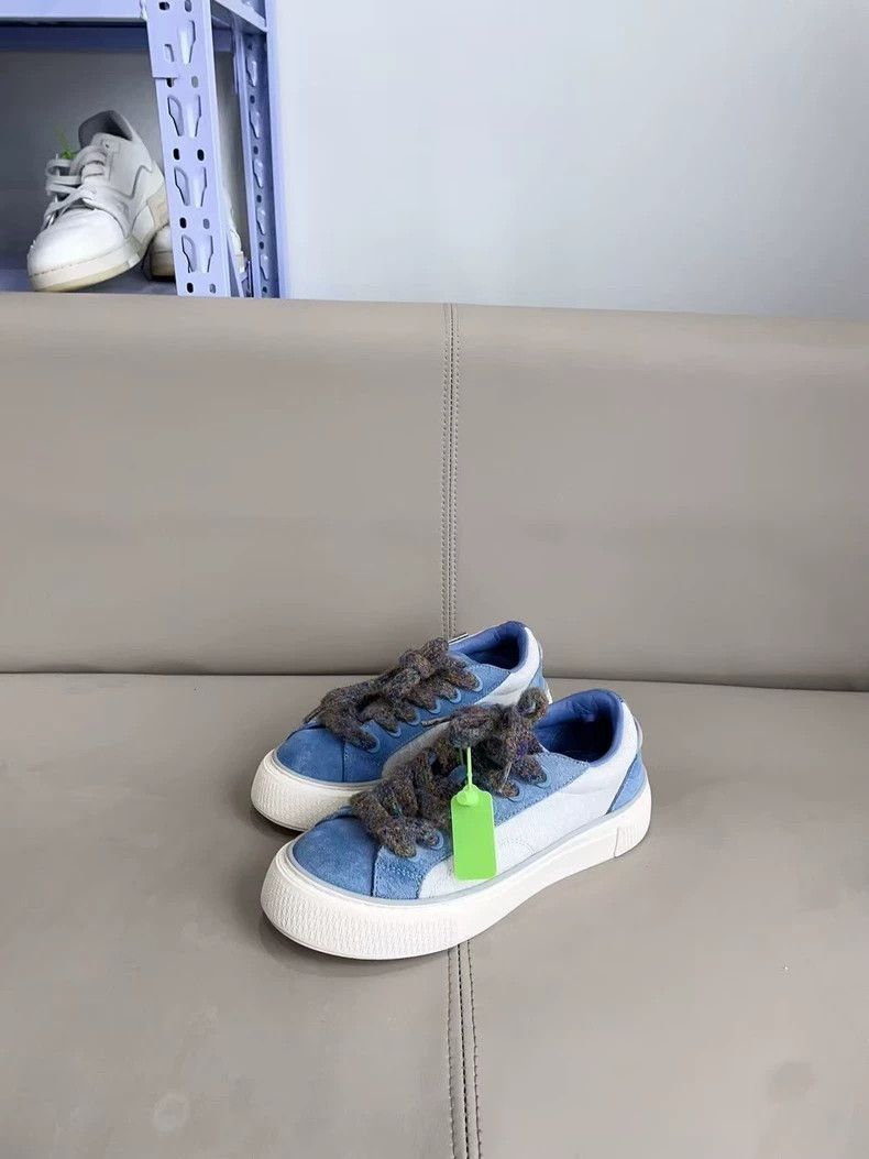Dior Dior B33 Sneakers in Blue and White-2507