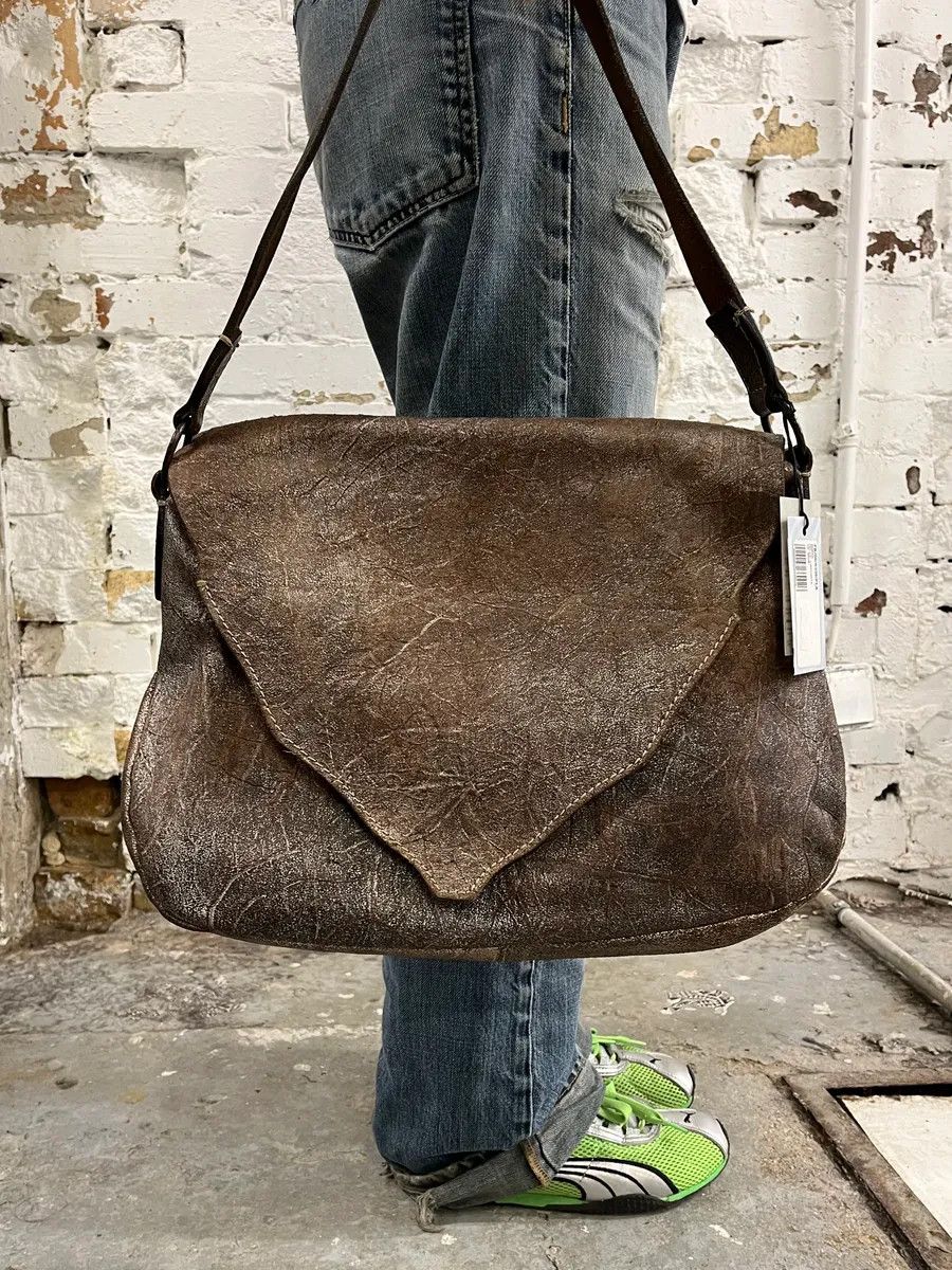Roberto Cavalli 2000s Roberto Cavalli Leaf Silver Brown Handle Bag Size ONE SIZE - 2 Thumbnail