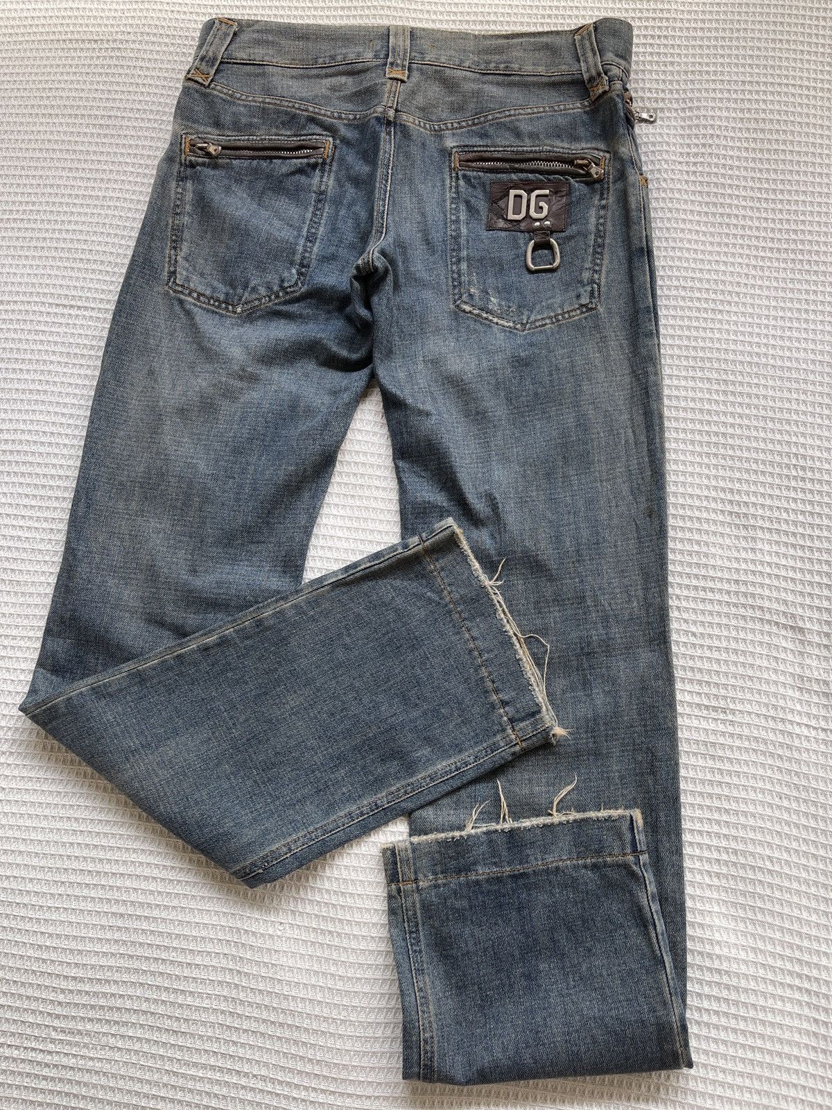 Dolce & Gabbana Last Drop🔥Rare🔥Dolce & Gabbana 14 Classic Distressed Jeans Size US 35 - 8 Thumbnail