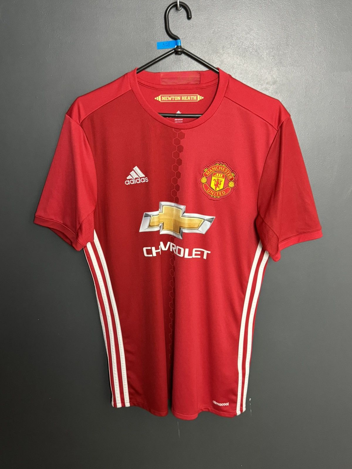 Adidas Manchester United 16/17 Home Football Jersey T-Shirt Size US M / EU 48-50 / 2 - 1 Thumbnail
