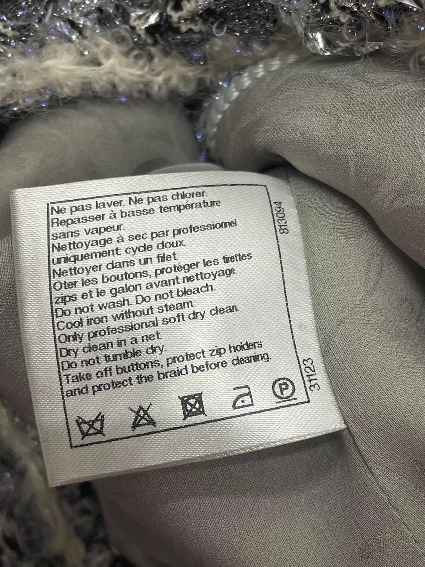 Chanel Chanel black white woven shimmer 4pocket classic jacket 34 Size XS / US 0-2 / IT 36-38 - 6 Thumbnail