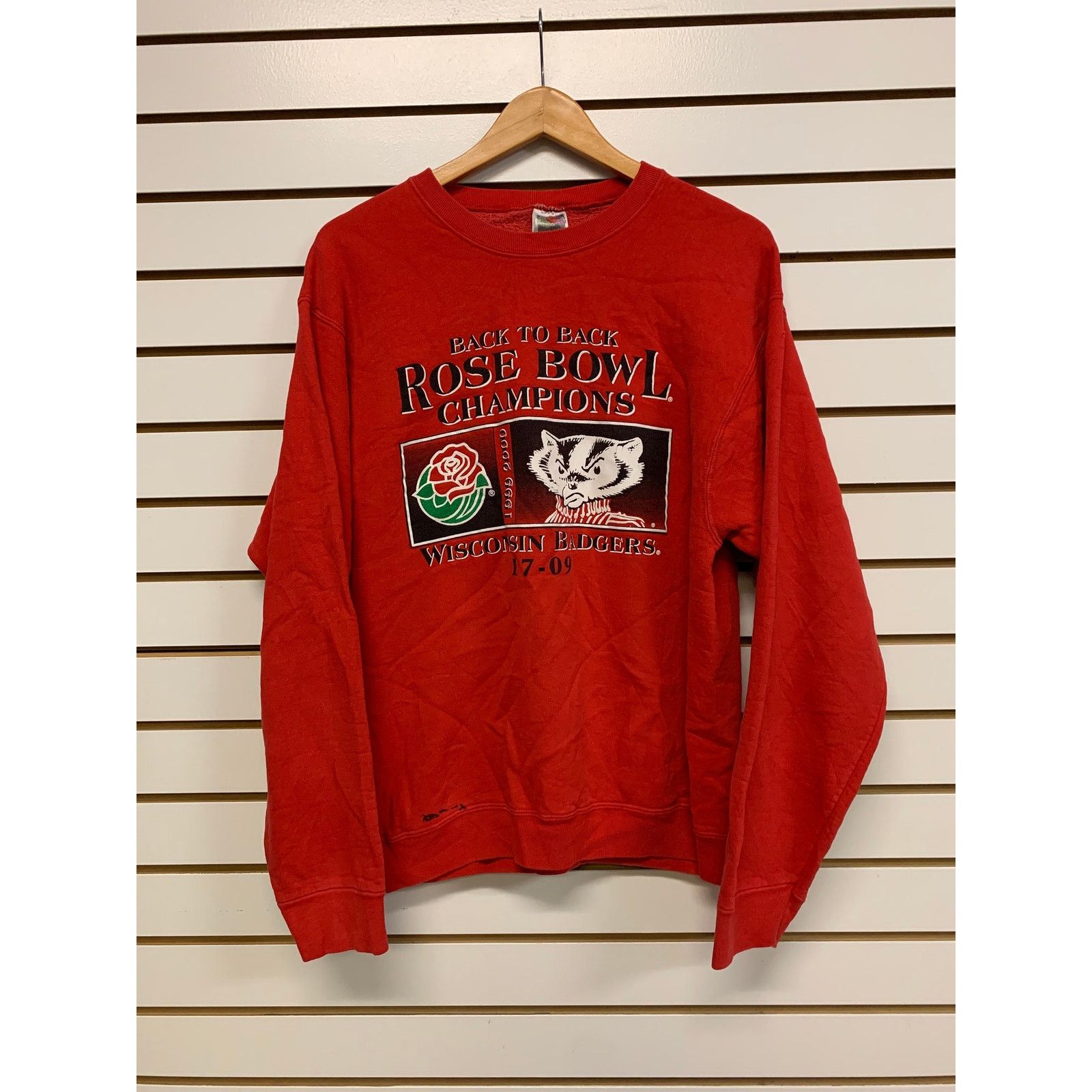 Fruit Of The Loom Wisconsin Badgers 2000 rose bowl Sweatshirt size Large Size US L / EU 52-54 / 3 - 1 Thumbnail