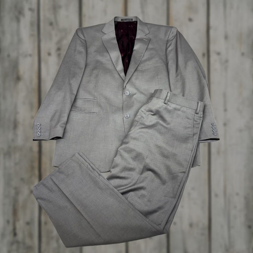Valentino Gino Valentino Zegna Suit Gray Herringbone Silk Wool 2 Piece Mens 46R Regular Notch Lapel 2-Button Front Classic Linen? Size 46R - 1 Thumbnail