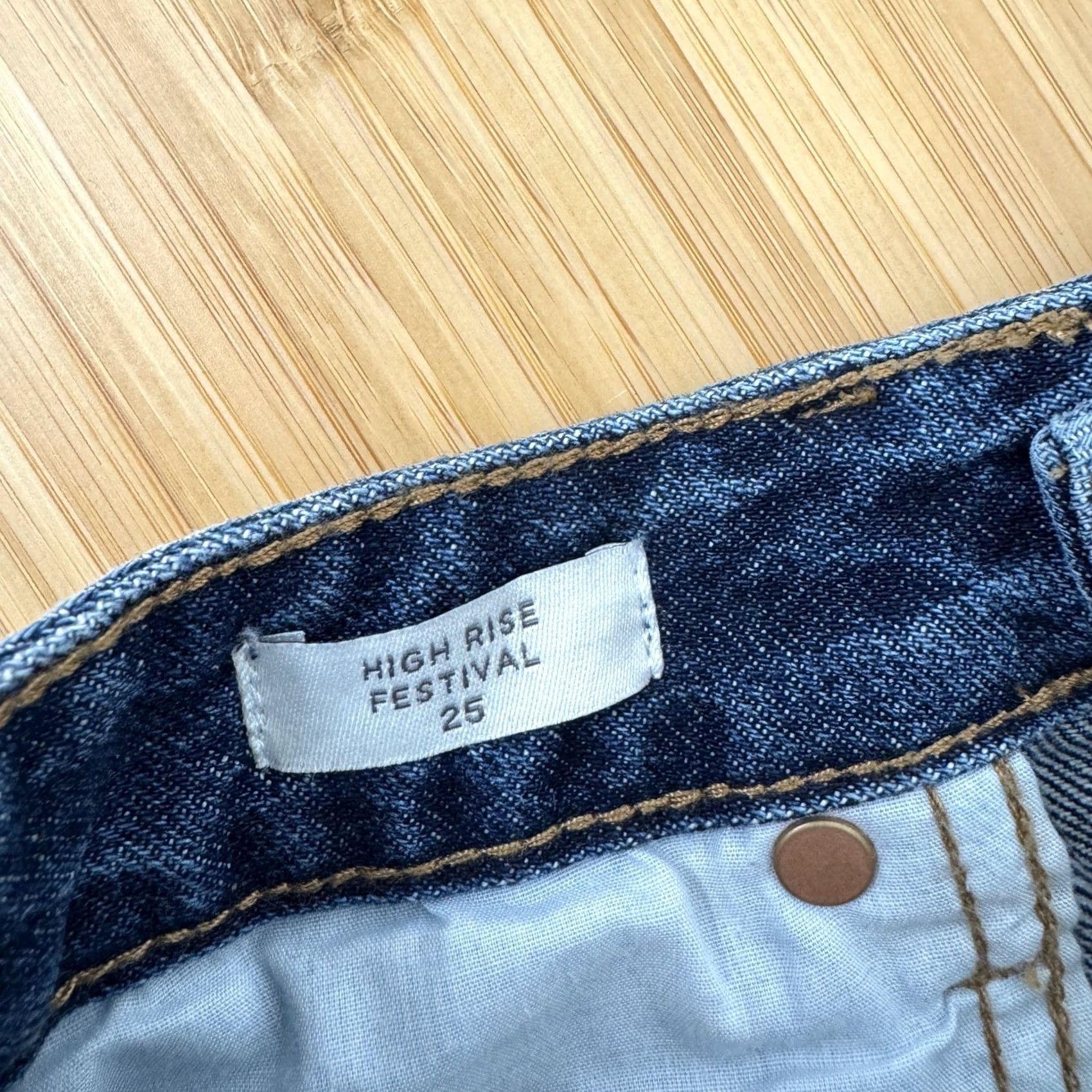 Pacsun PacSun High Rise Festival Denim Shorts Size 25 Dark Indigo Button Pocket Women 90s Size 42" / US 20 - 3 Thumbnail