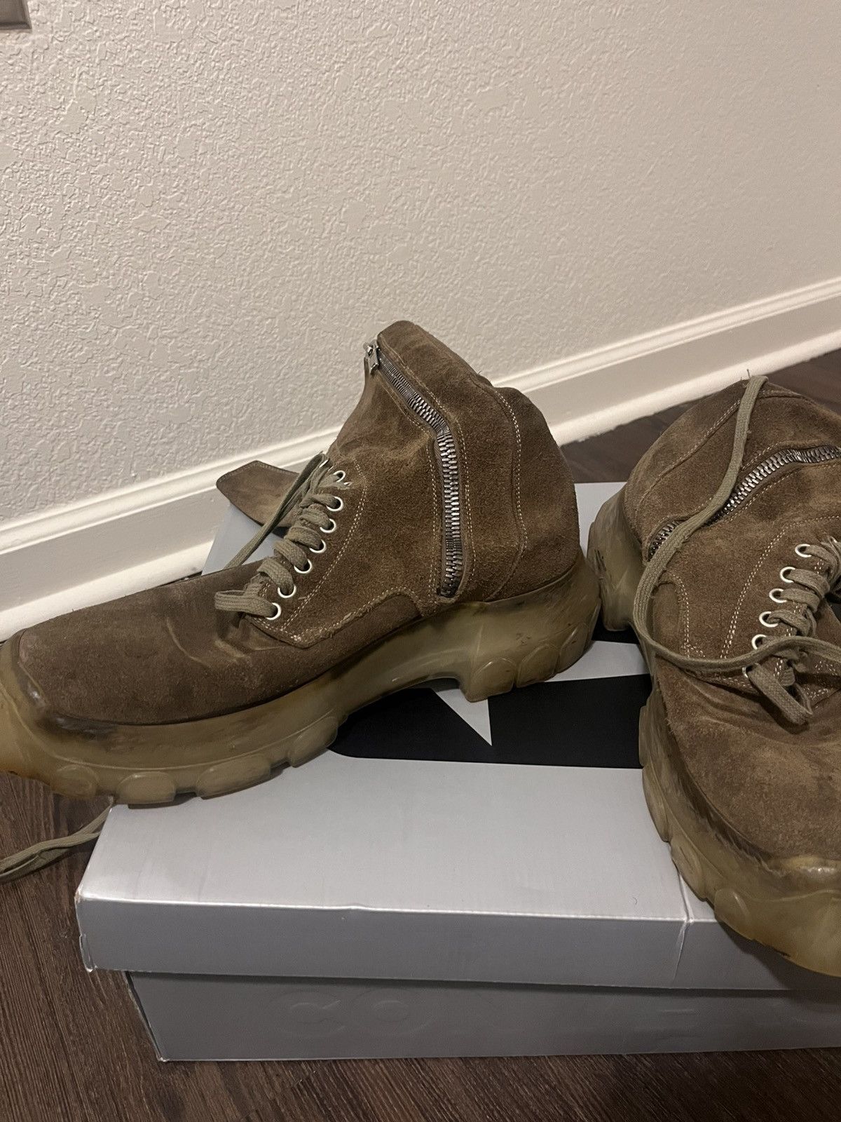 Rick Owens Rick Owens Bozo Tractor Boots Size US 11 / EU 44 - 2 Thumbnail