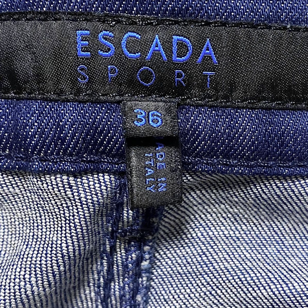Escada Sport Women’s Escada Sport Navy Jeans Denim Embroidered Logo Tab Size 25" / US 0 / IT 36 - 11 Thumbnail