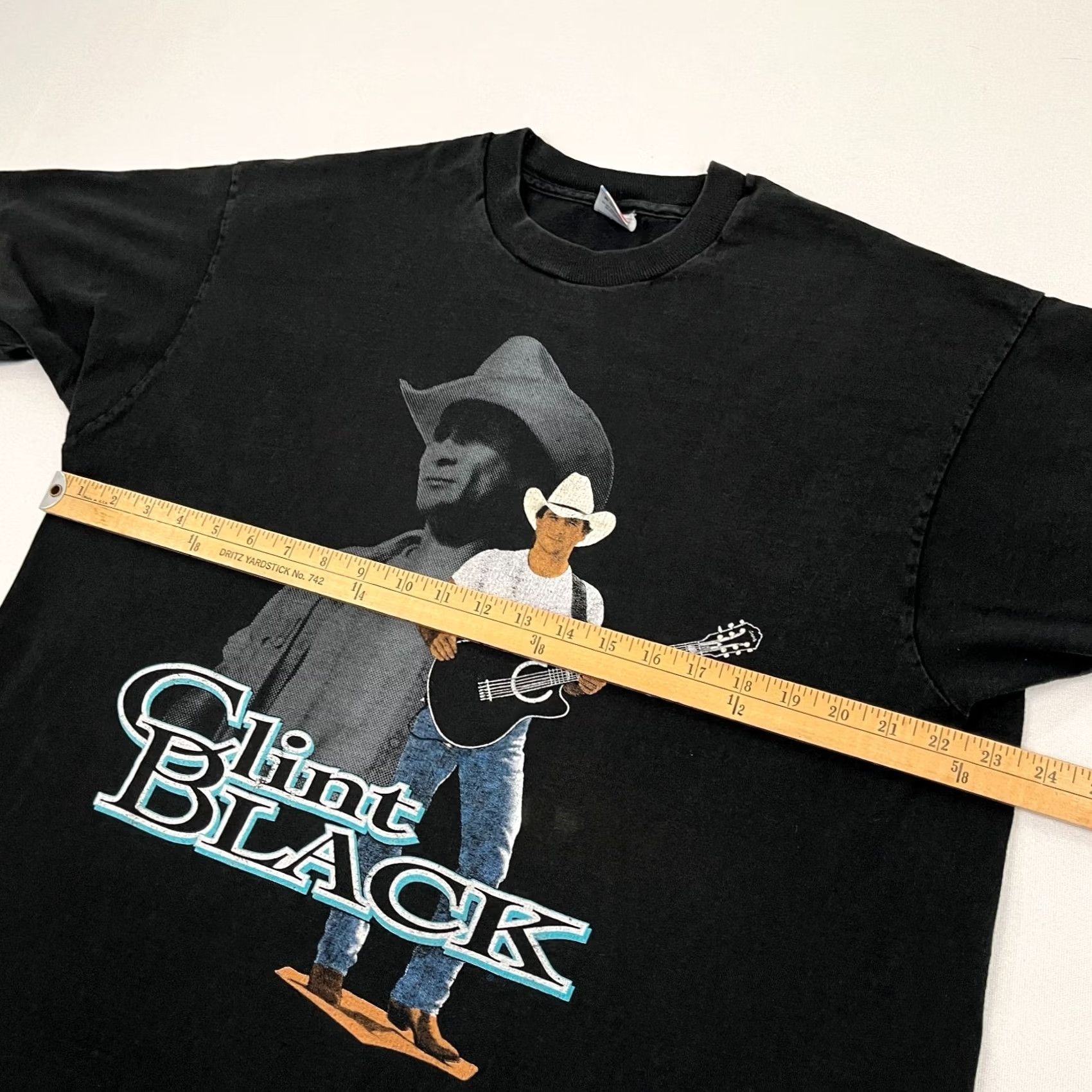 Fruit Of The Loom VTG 90s Clint Black Shirt Mens XL Faded Black Country Music Tee Single Stitch Shirt Graphic Print Cotton Crew Neck Short Sleeve Size US XL / EU 56 / 4 - 4 Thumbnail