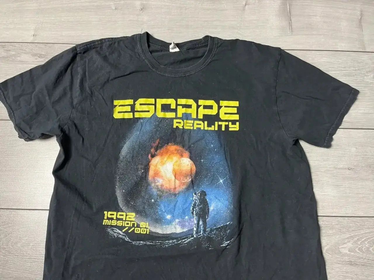 Band Tees Escape reality T-shirt vintage 1992 mission size XLarge Size US XL / EU 56 / 4 - 3 Thumbnail