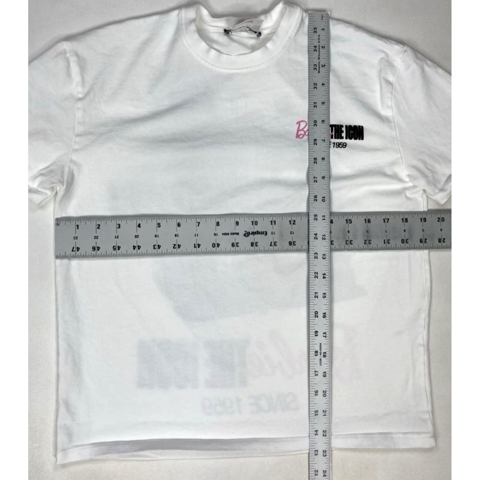Zara VINTAGE Zara Barbie The Icon Graphic T-shirt Women Small White Short Sleeve Size S / US 4 / IT 40 - 5 Thumbnail