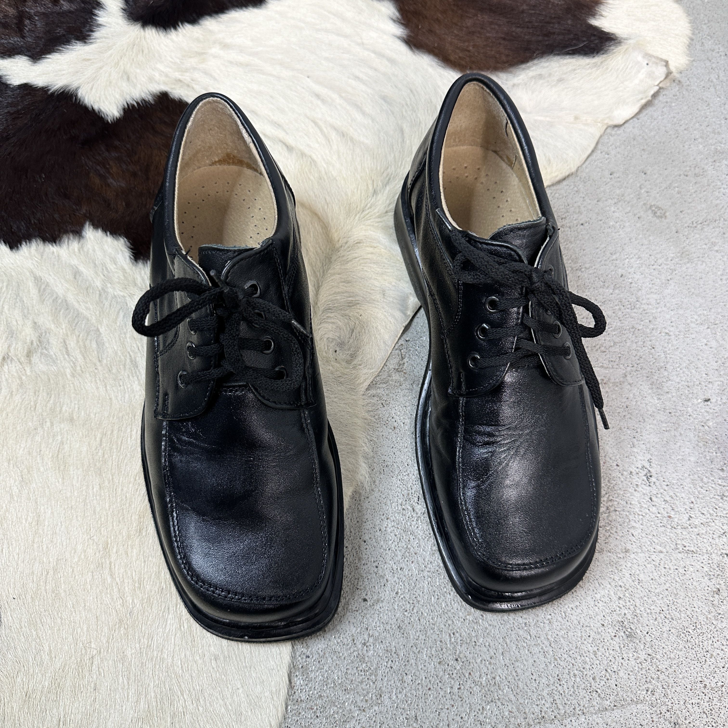 Vintage Vintage Y2K Leather Elegant Derby Square Toe Vintage Shoes Size US 7 / EU 40 - 2 Thumbnail