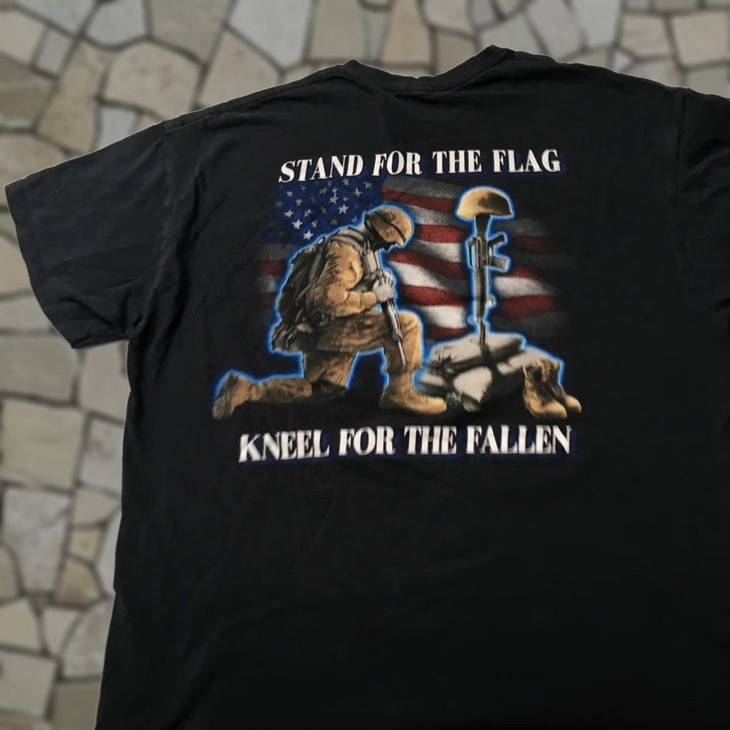 Hanes VINTAGE Hanes T-Shirt Mens XL Black Stand For The Flag Kneel For The Fallen Short Sleeve Graphic Tee Mens XL Large Size US 36 / EU 52 - 1 Thumbnail