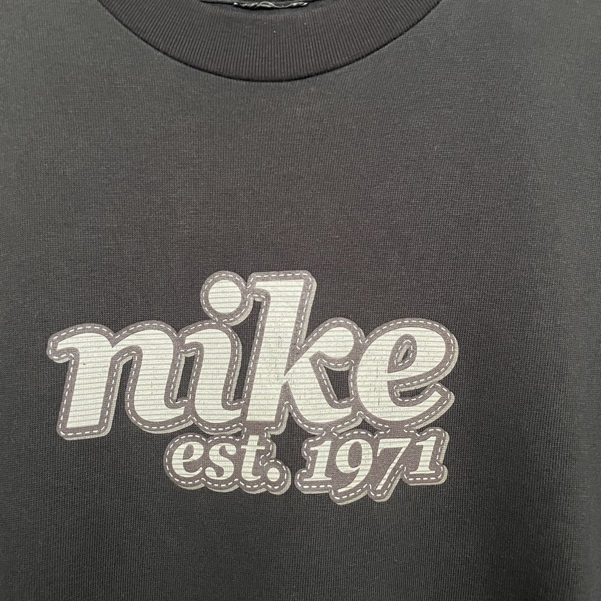 Nike × Vintage 2000s Nike Spell Out Faded Black T Shirt Size US L / EU 52-54 / 3 - 2 Thumbnail