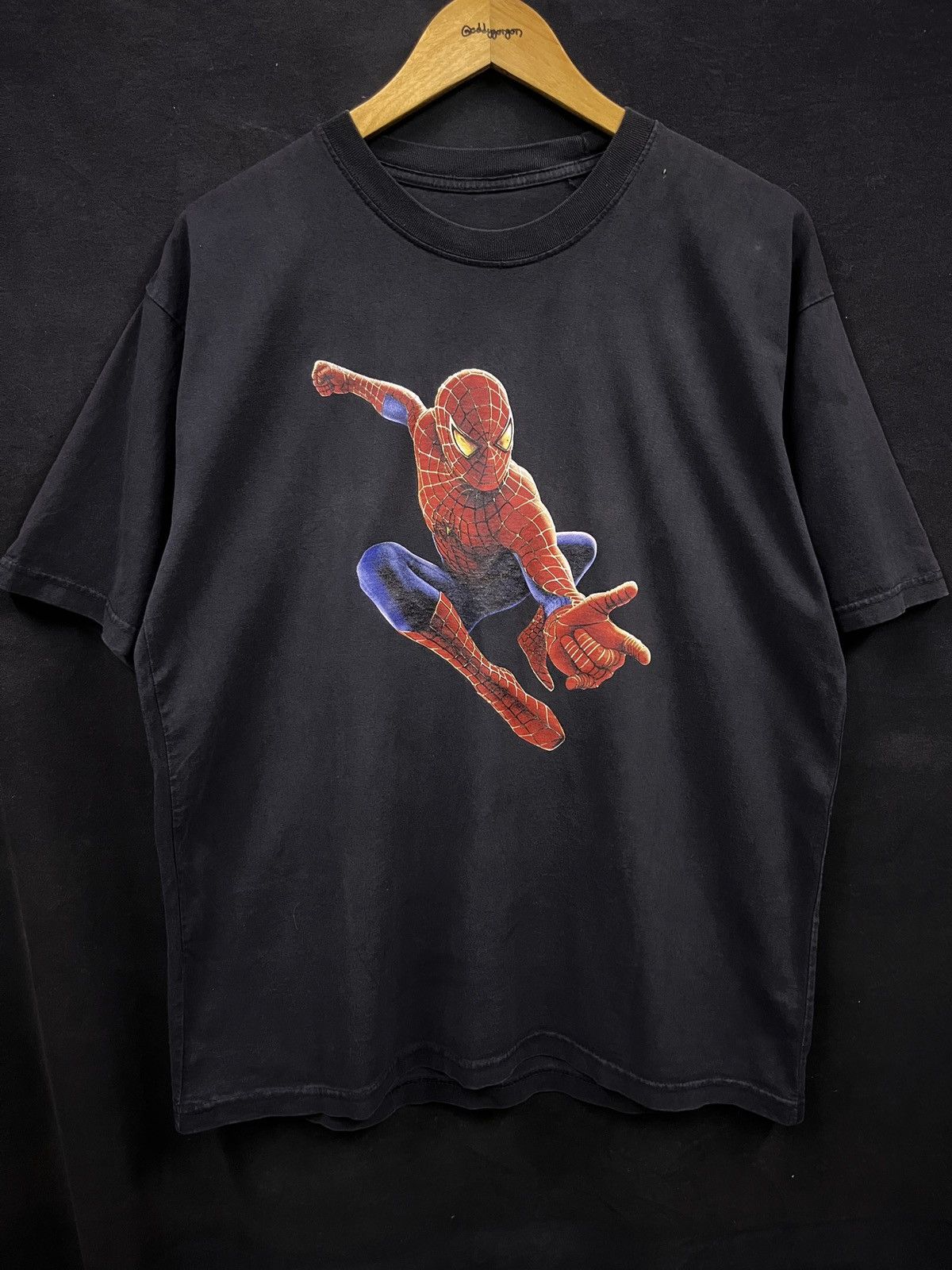 Vintage VINTAGE SPIDERMAN BIG PRINT TSHIRT Size US L / EU 52-54 / 3 - 1 Thumbnail