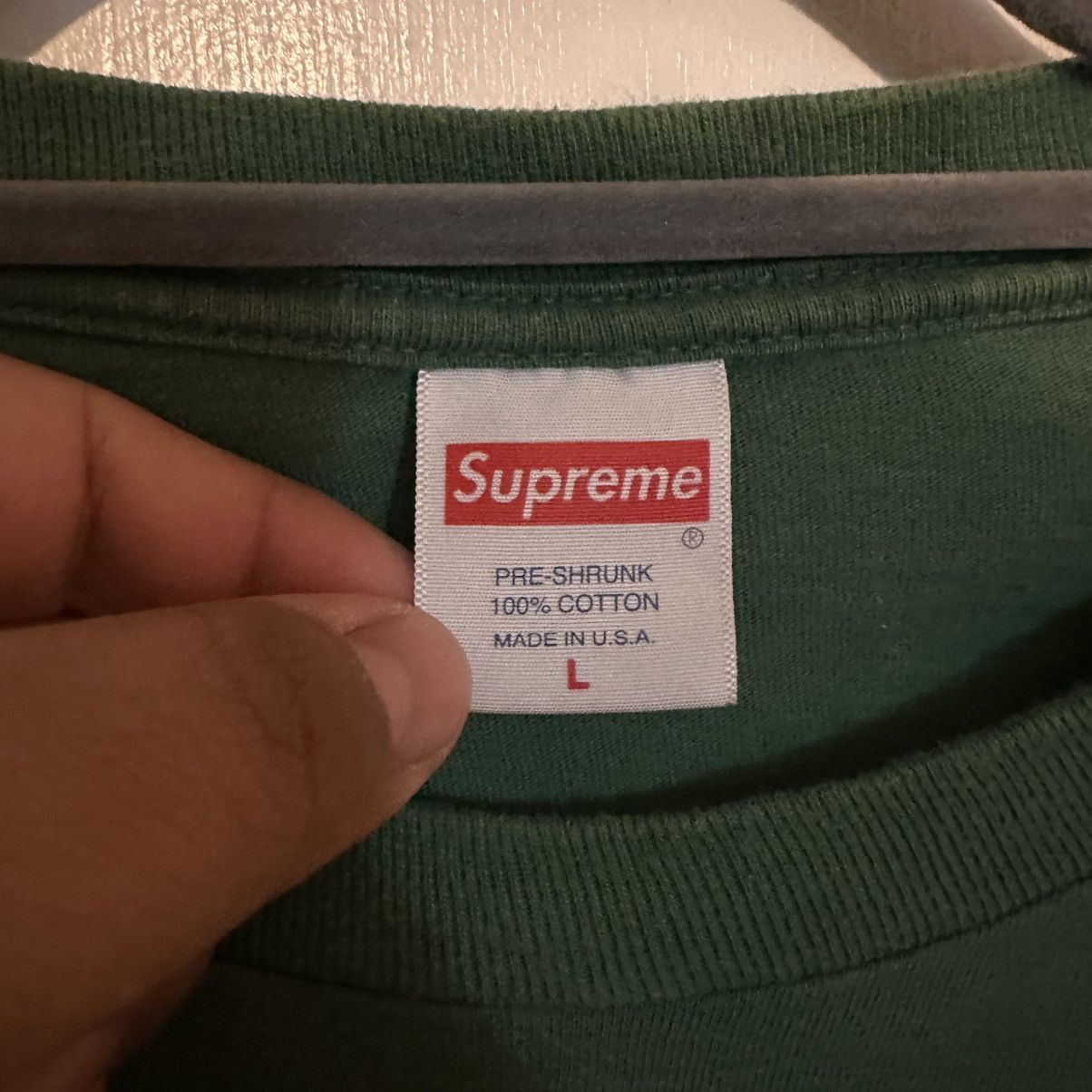 Kaws × Supreme Supreme Kaws Chalk Logo Tee Size US L / EU 52-54 / 3 - 3 Thumbnail