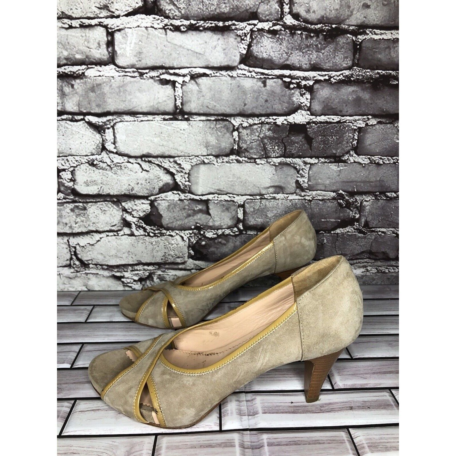 Other Edas Beige Suede Leather Patent Lining Peep Toe Dress Heels Size US 10 / IT 40 - 15 Thumbnail