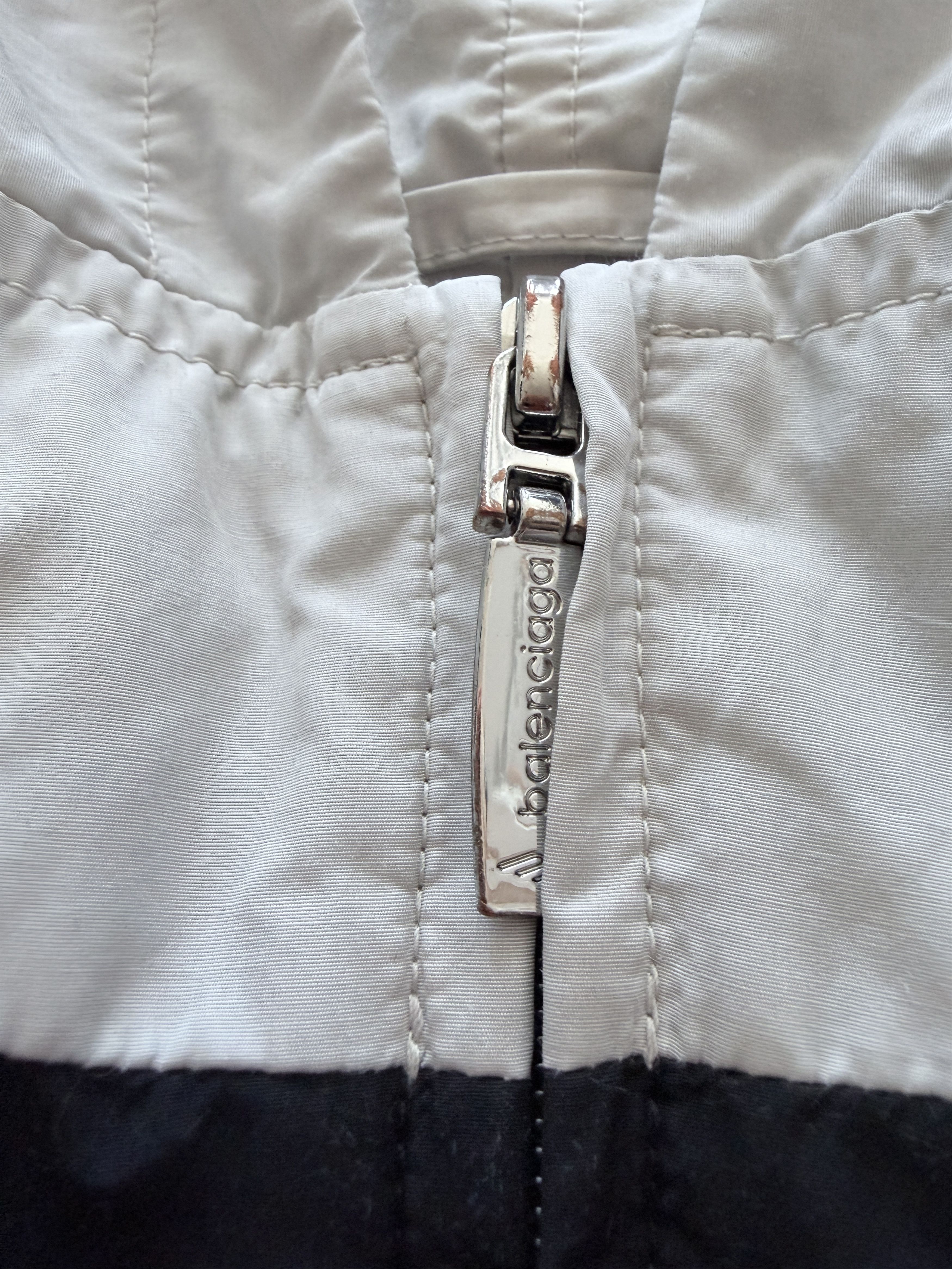 Balenciaga Balenciaga 3B Track Jacket White Blue Red Size US XL / EU 56 / 4 - 4 Thumbnail
