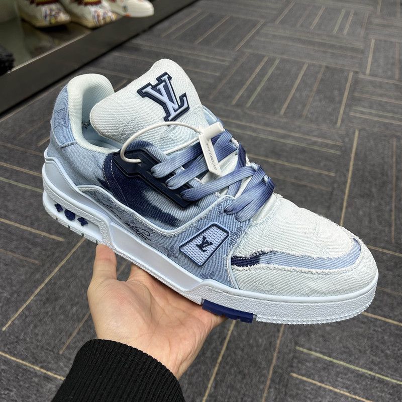 Louis Vuitton Louis Vuitton Trainer Round Toe Sneakers in Denim Blue -250 Size US 8.5 / EU 41-42 - 6 Thumbnail