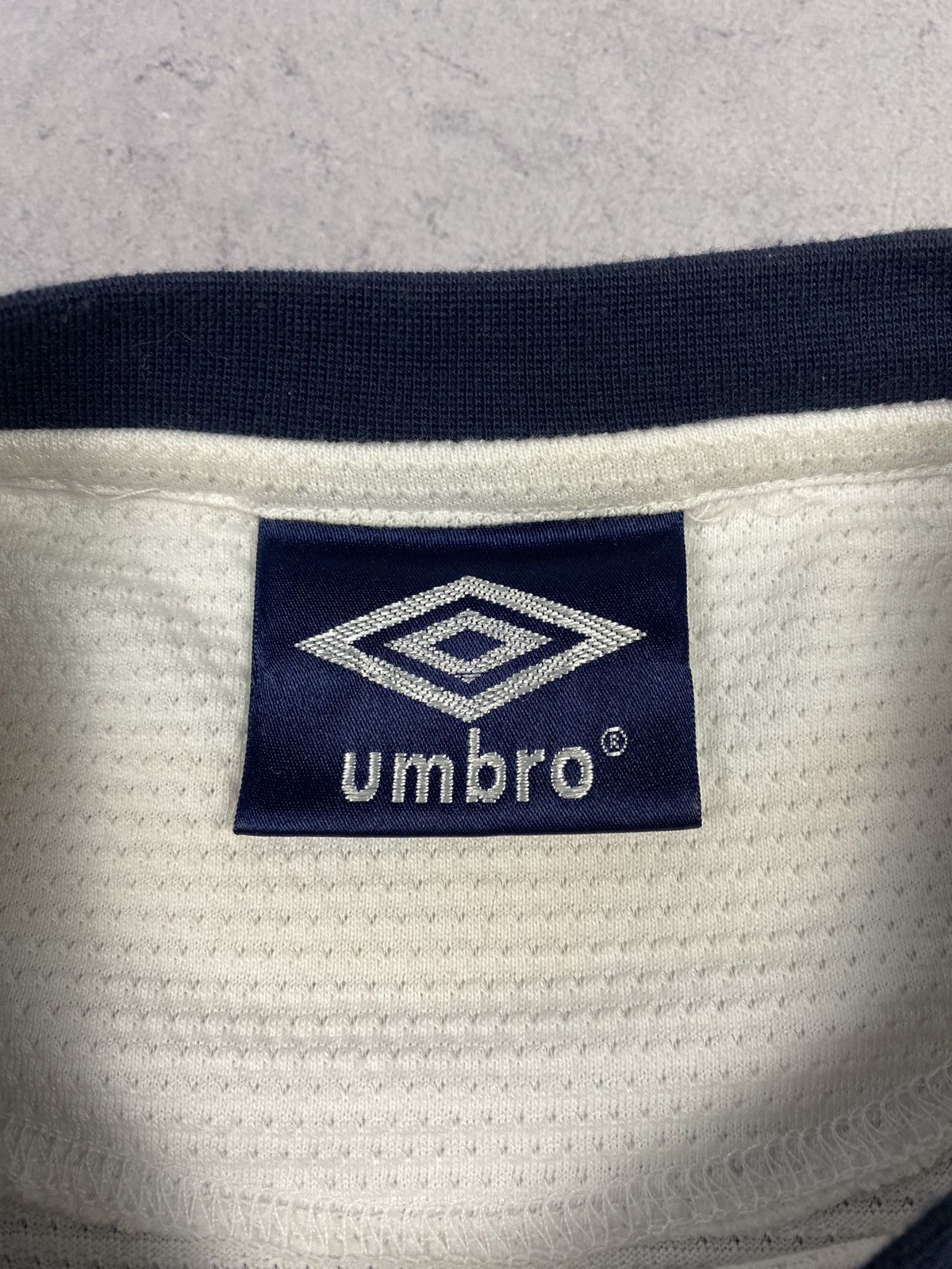 Umbro × Vintage Vintage Umbro England 1999/2001 Home Football Soccer Jersey Size US XL / EU 56 / 4 - 11 Thumbnail