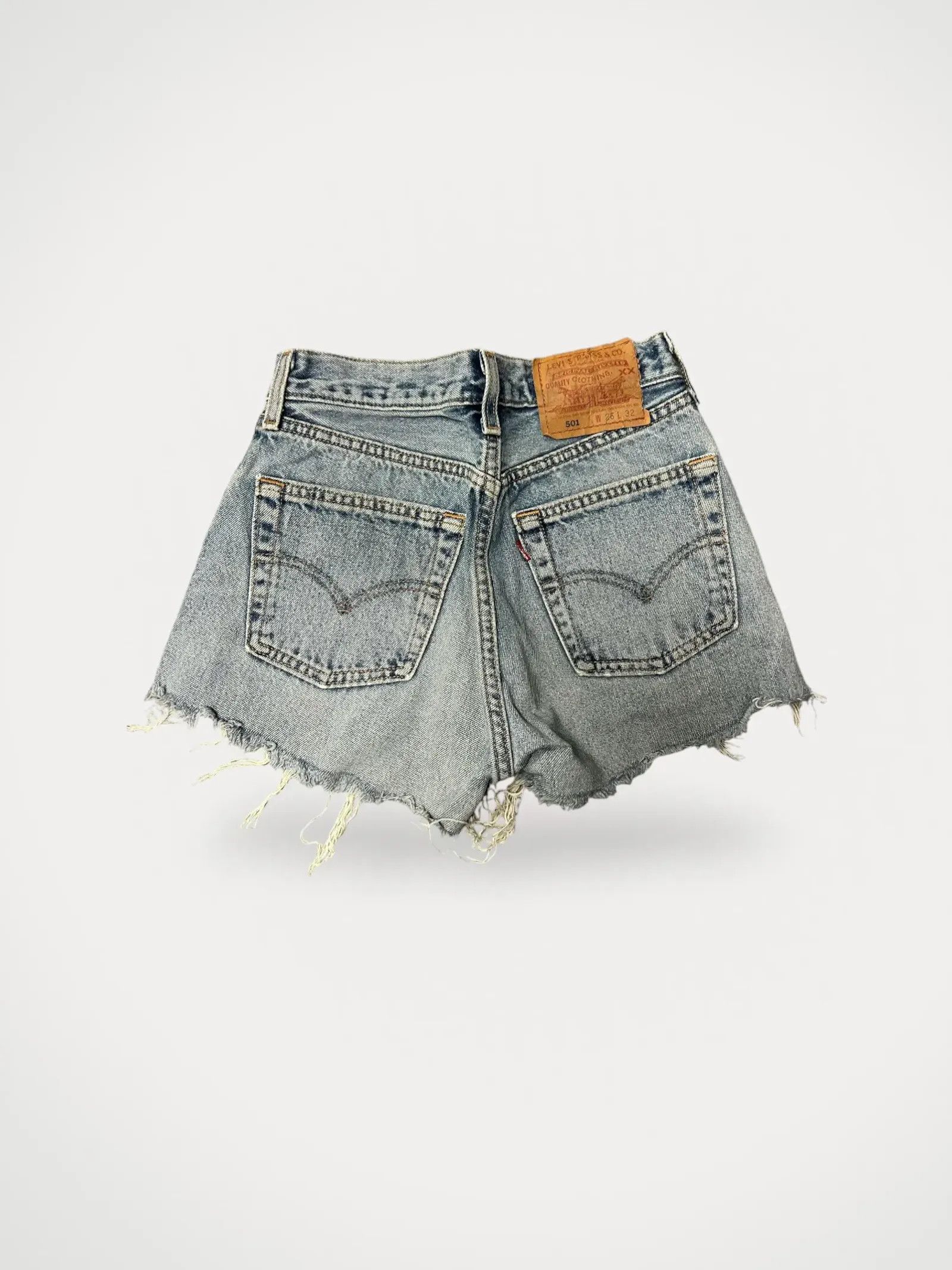Levi's Levi's Shorts Size 26" / US 2 / IT 38 - 1 Thumbnail