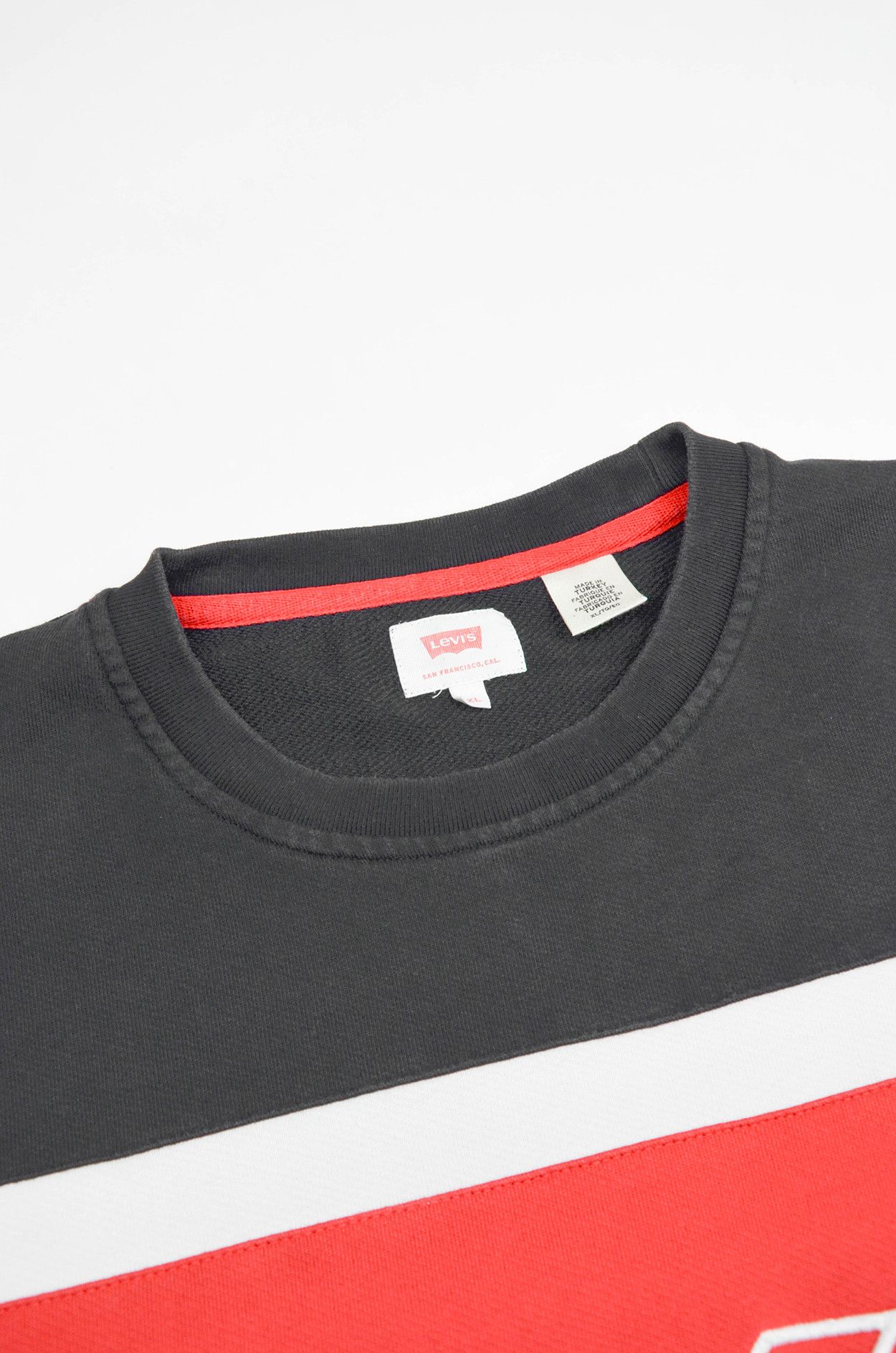 Levi's Levi’s Logo Colorblock Sweatshirt – Size XL (Made in Turkey) Size US XL / EU 56 / 4 - 7 Thumbnail