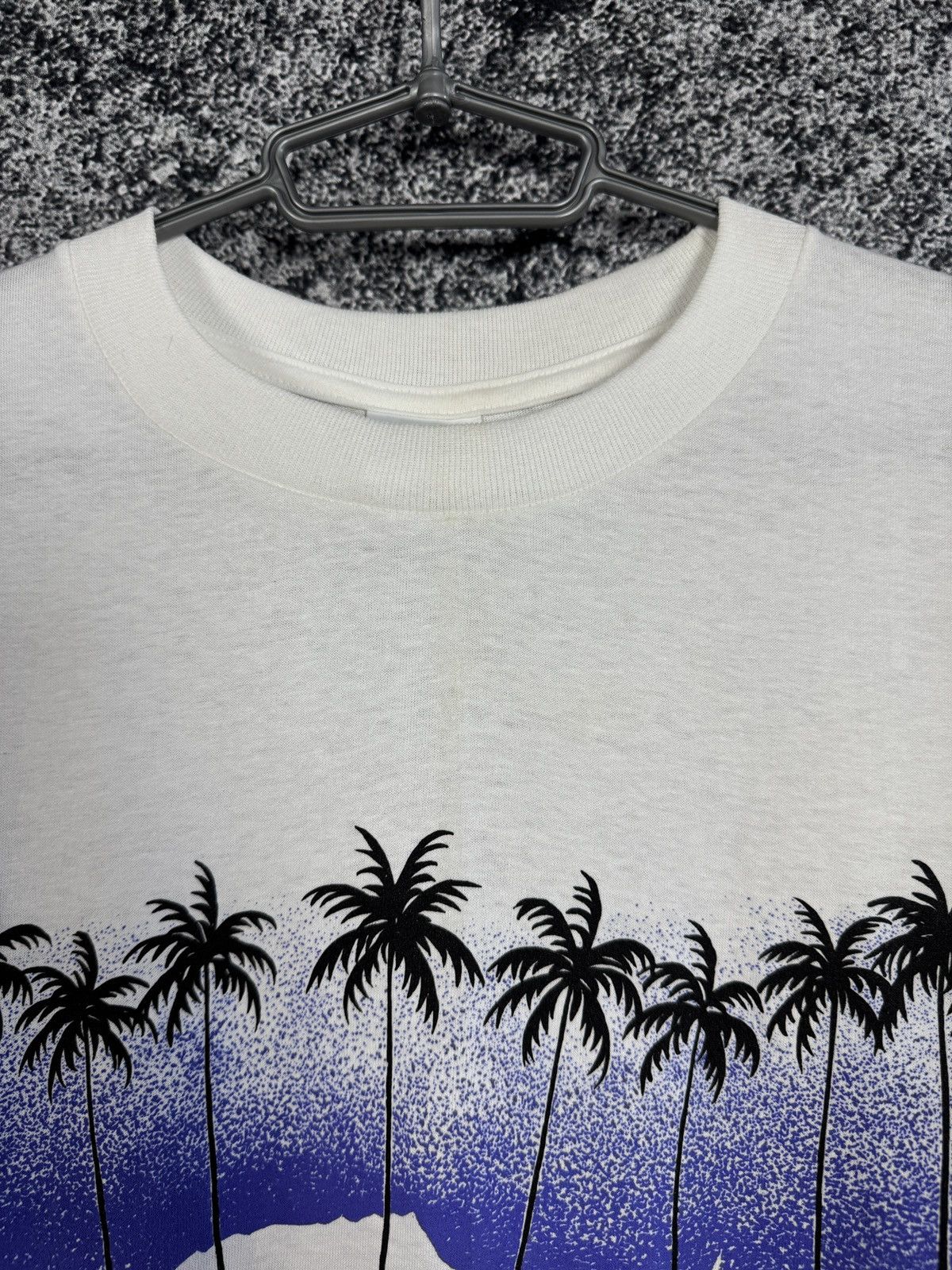 Vintage Men’s Hawaii Waikiki Vintage T-Shirt Big Logo Palm Size L Size US L / EU 52-54 / 3 - 14 Thumbnail