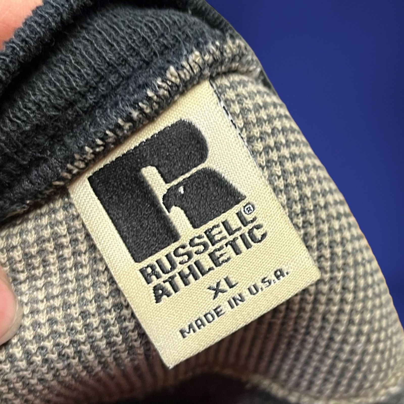 Russell Athletic 2 Russell Athletic Fleece Lined V Neck Thermal Sweater XL Size US XL / EU 56 / 4 - 3 Thumbnail