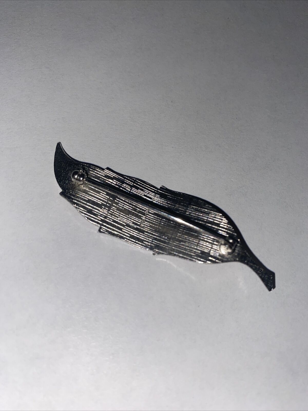 Other Designer Hedy Frosted Sterling Silver Signed Leaf Brooch Pin Size ONE SIZE - 2 Thumbnail