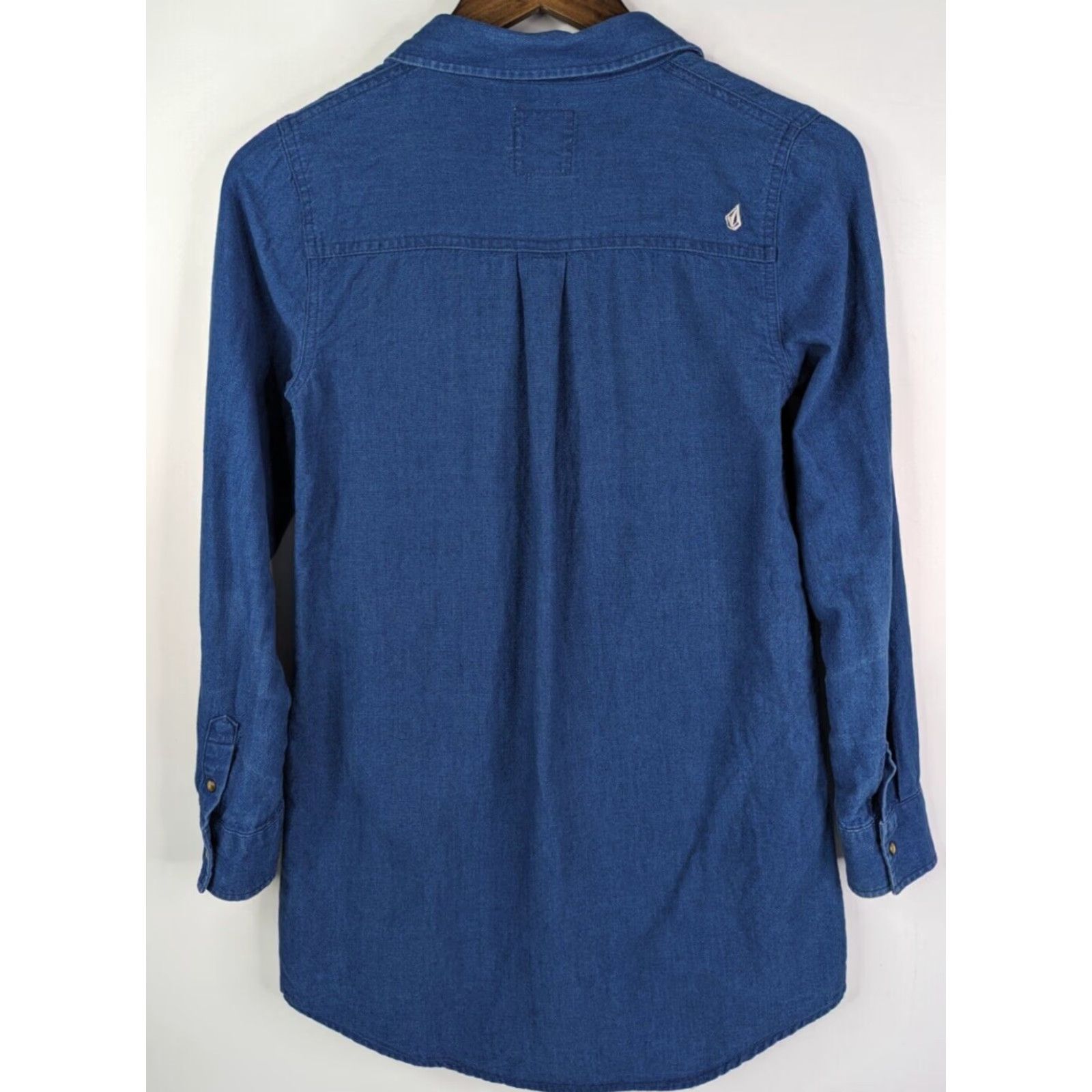 Volcom **Women's Volcom Chambray Shirtdress XS Blue Long Sleeve Snap Buttons** User: Women's Volcom Chambray Shirtdress XS Blue Long Sleeve Snap Buttons Size XS / US 0-2 / IT 36-38 - 4 Thumbnail