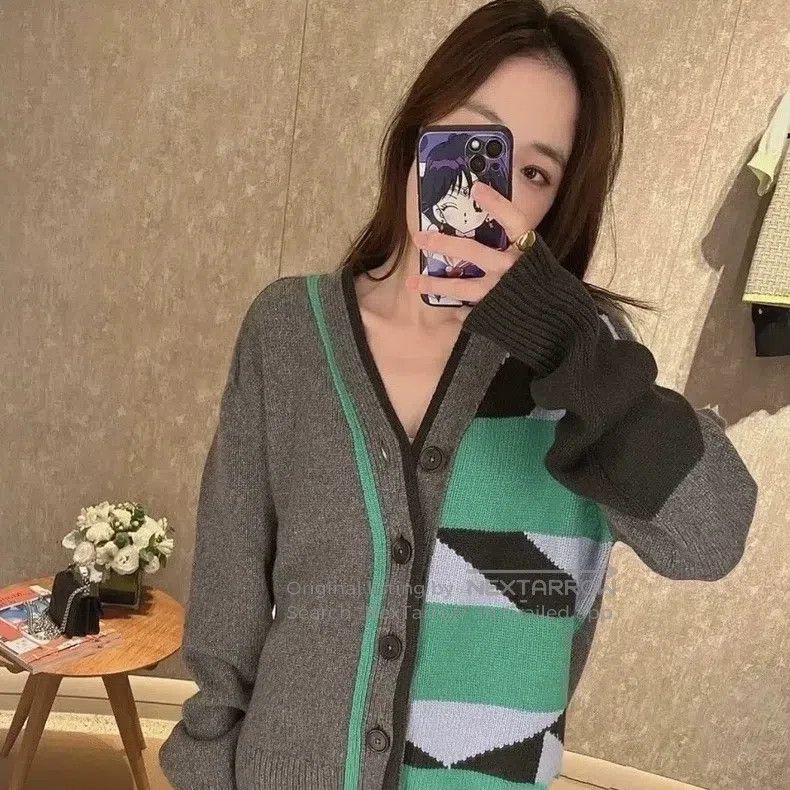 Hermes Hermes Contrast Geometric Pattern Knit Cardigan Size S / US 4 / IT 40 - 1 Thumbnail
