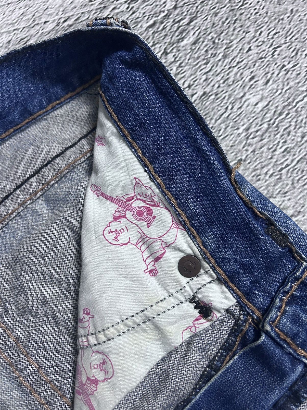 True Religion True Religion navy blue jeans thick stitching Bobby Size US 34 / EU 50 - 10 Thumbnail