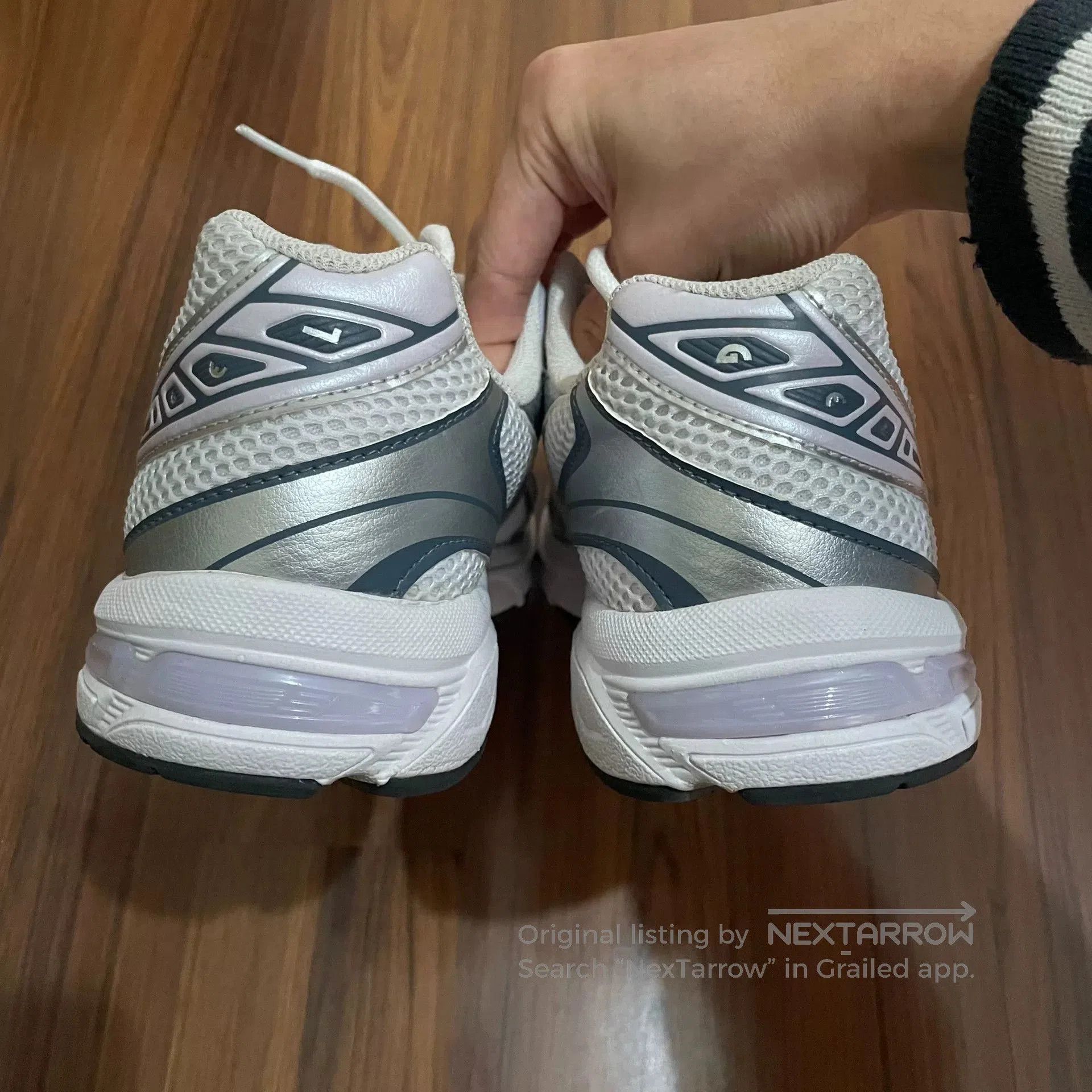 Asics ASICS GEL 1130 Running Shoes. Size US 9 / EU 42 - 5 Thumbnail