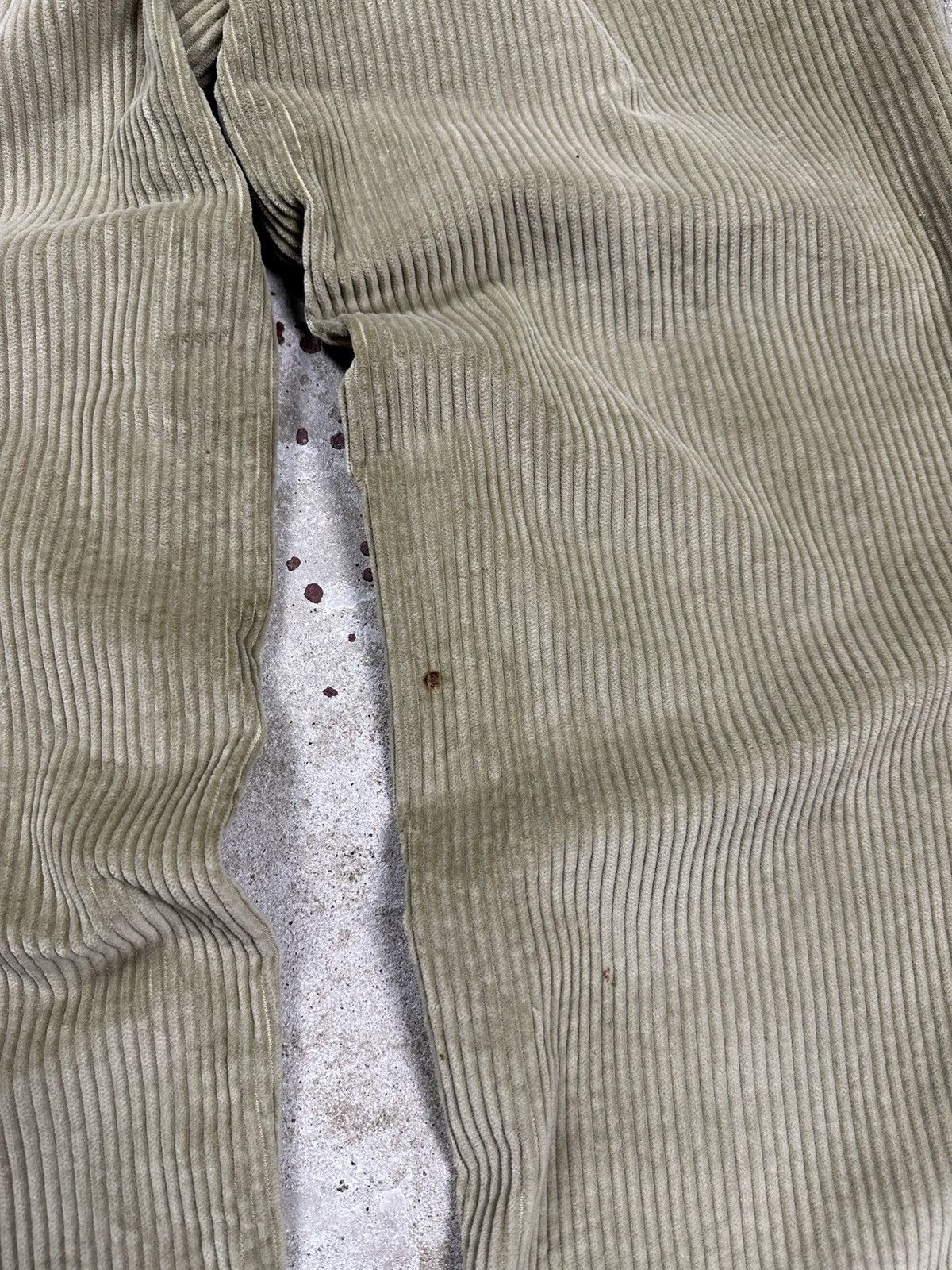 Yves Saint Laurent Vintage 90s Yves Saint Laurent Baggy Corduroy Beige Pants Size US 34 / EU 50 - 17 Thumbnail