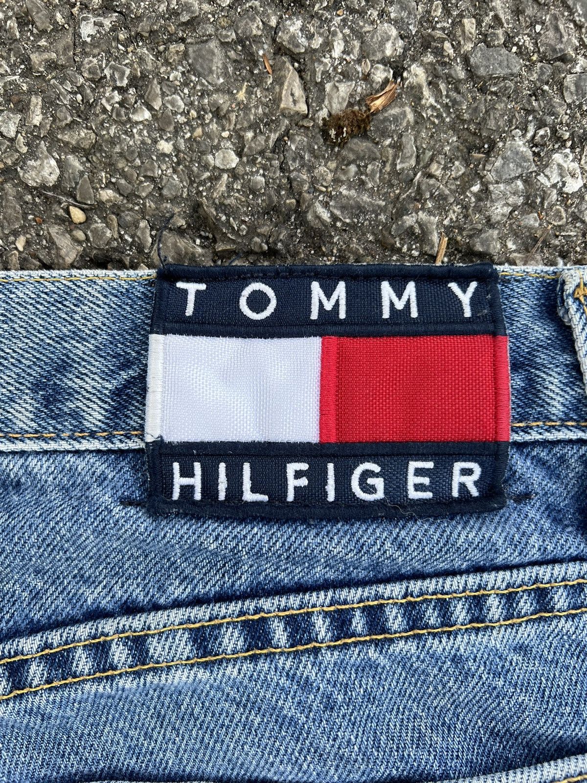 Tommy Hilfiger × Tommy Jeans Vintage 90's Tommy Hilfiger Denim Size US 36 / EU 52 - 3 Thumbnail