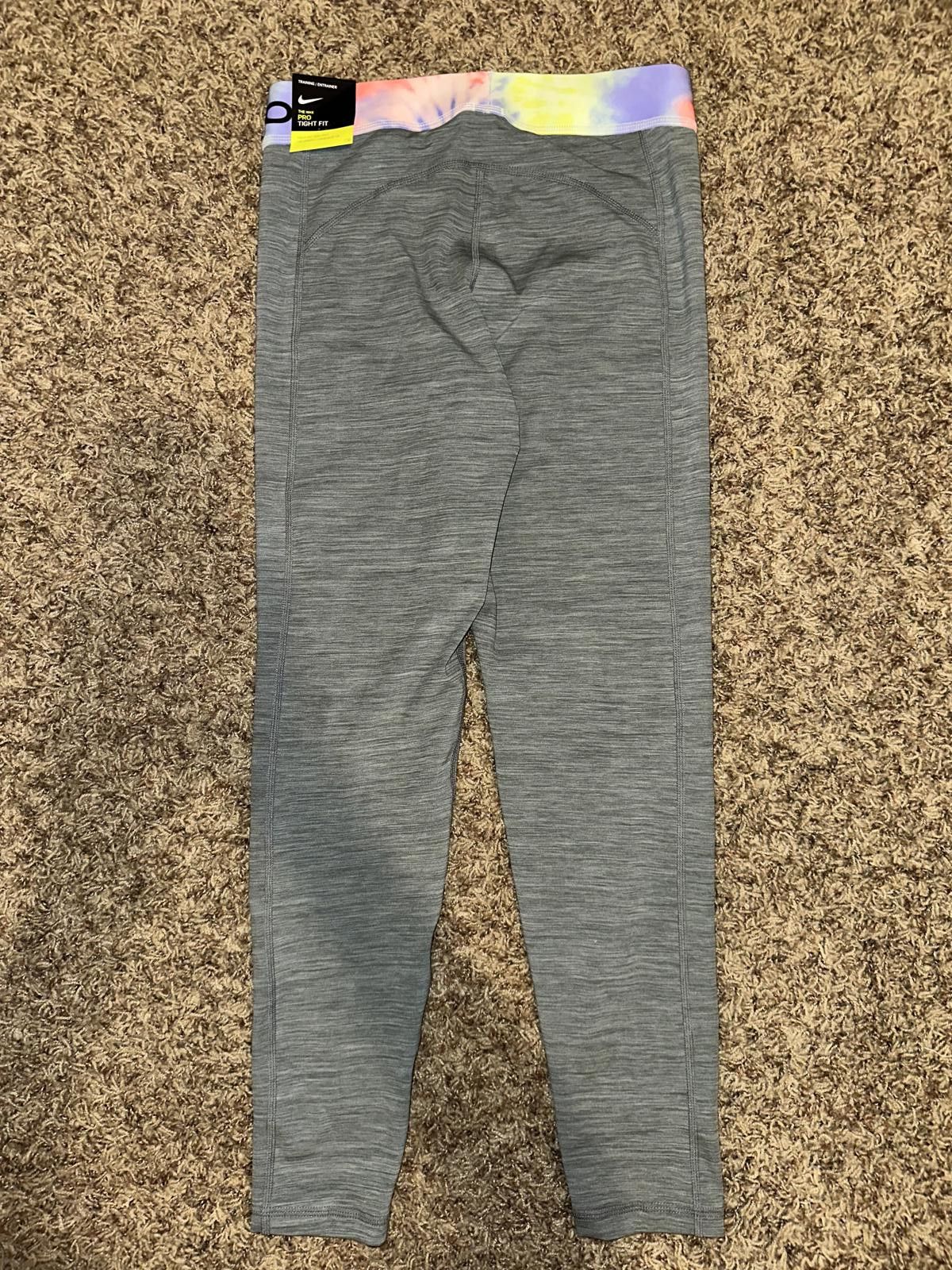 Nike Nike Pro Women's 7/8 Tie-Dye Leggings Size 32" / US 10 / IT 46 - 8 Thumbnail