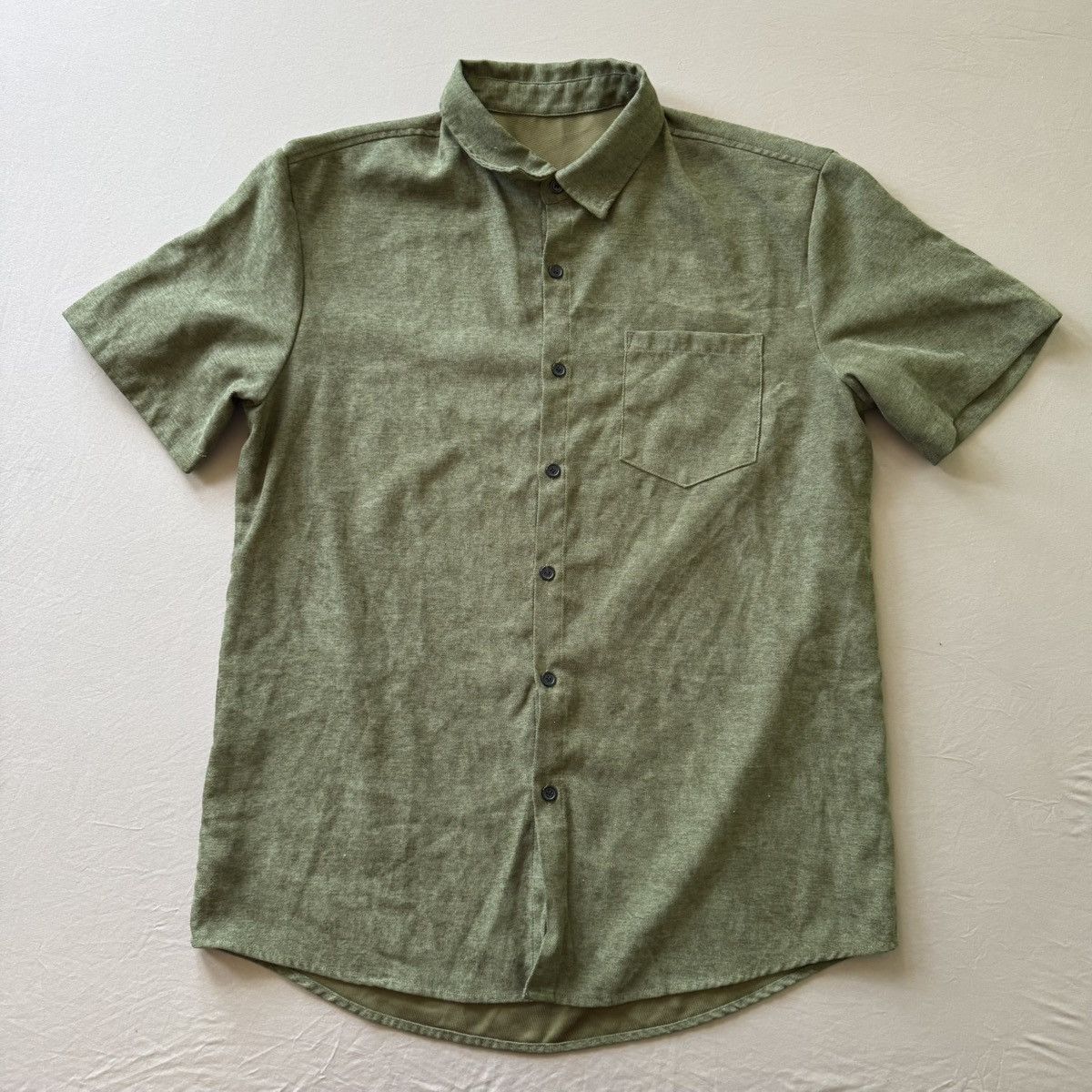 Other Olive Green Short Sleeve Button Up Shirt Size US XL / EU 56 / 4 - 1 Thumbnail