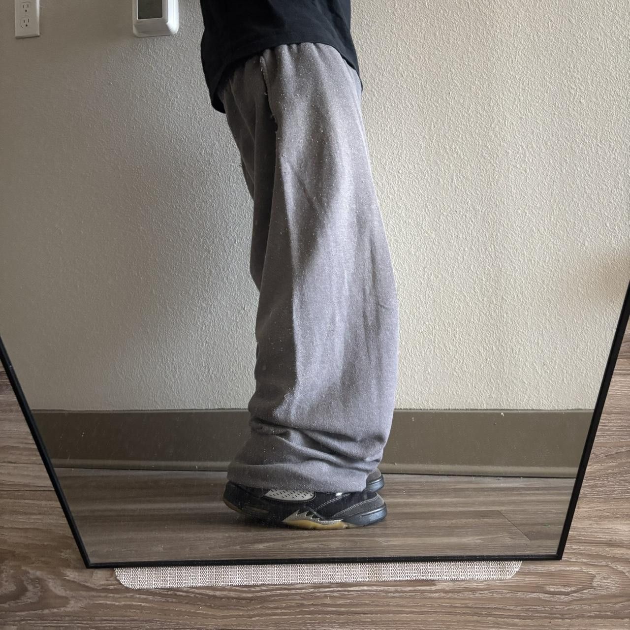Vintage Crazy Vintage Y2K/2000s Faded Grey Baggy Skater Essential Sweatpants! Fits L Size US 34 / EU 50 - 2 Thumbnail