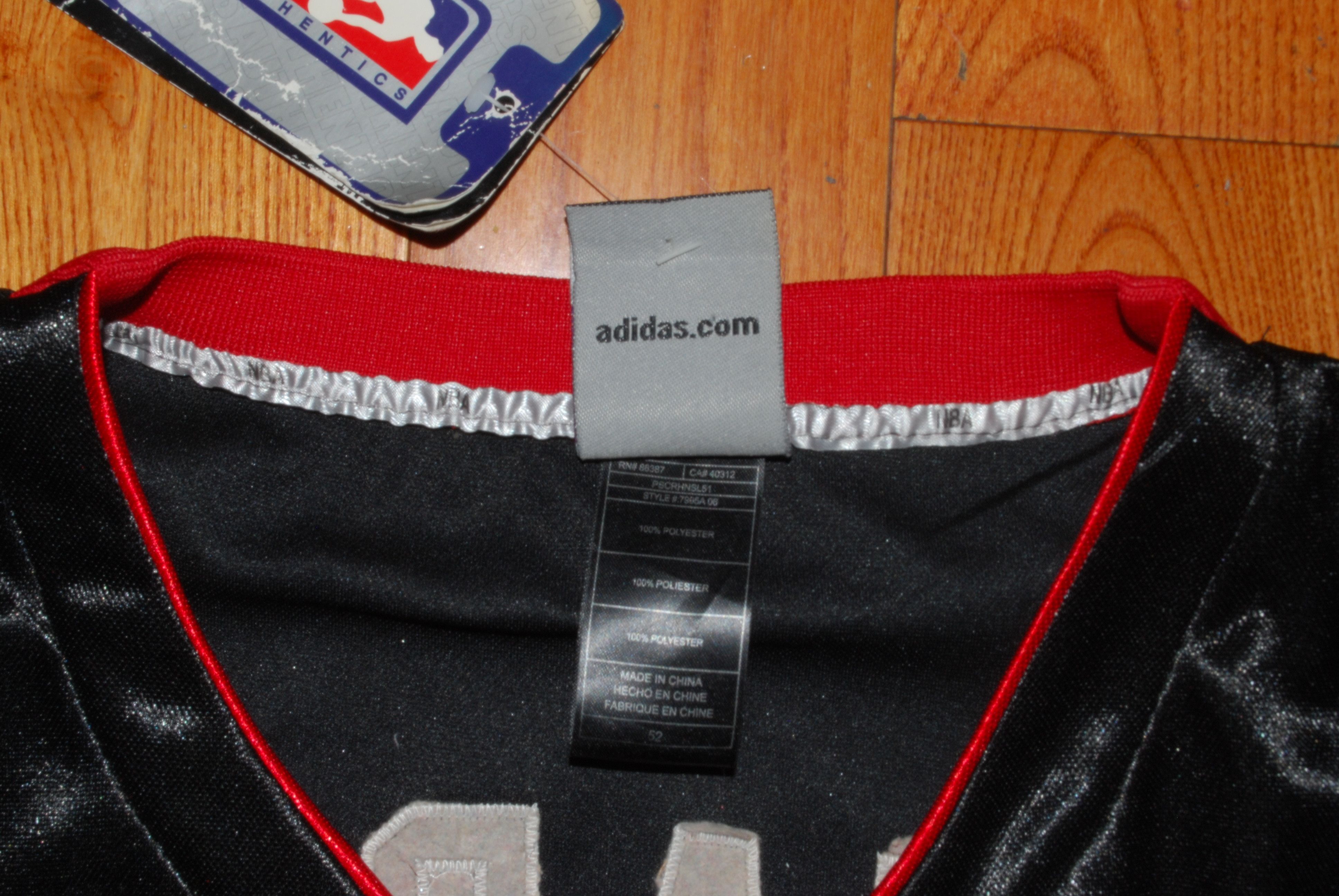 Adidas Adidas NBA Miami Heat Dwayne Wade NOS Jersey w/ Tags Size US L / EU 52-54 / 3 - 6 Thumbnail