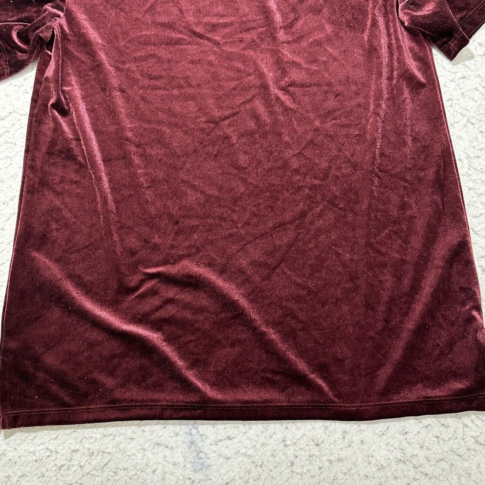 Old Navy Old Navy XS Burgundy Soft Velour Crewneck T Shirt Pullover Size XS / US 0-2 / IT 36-38 - 12 Thumbnail