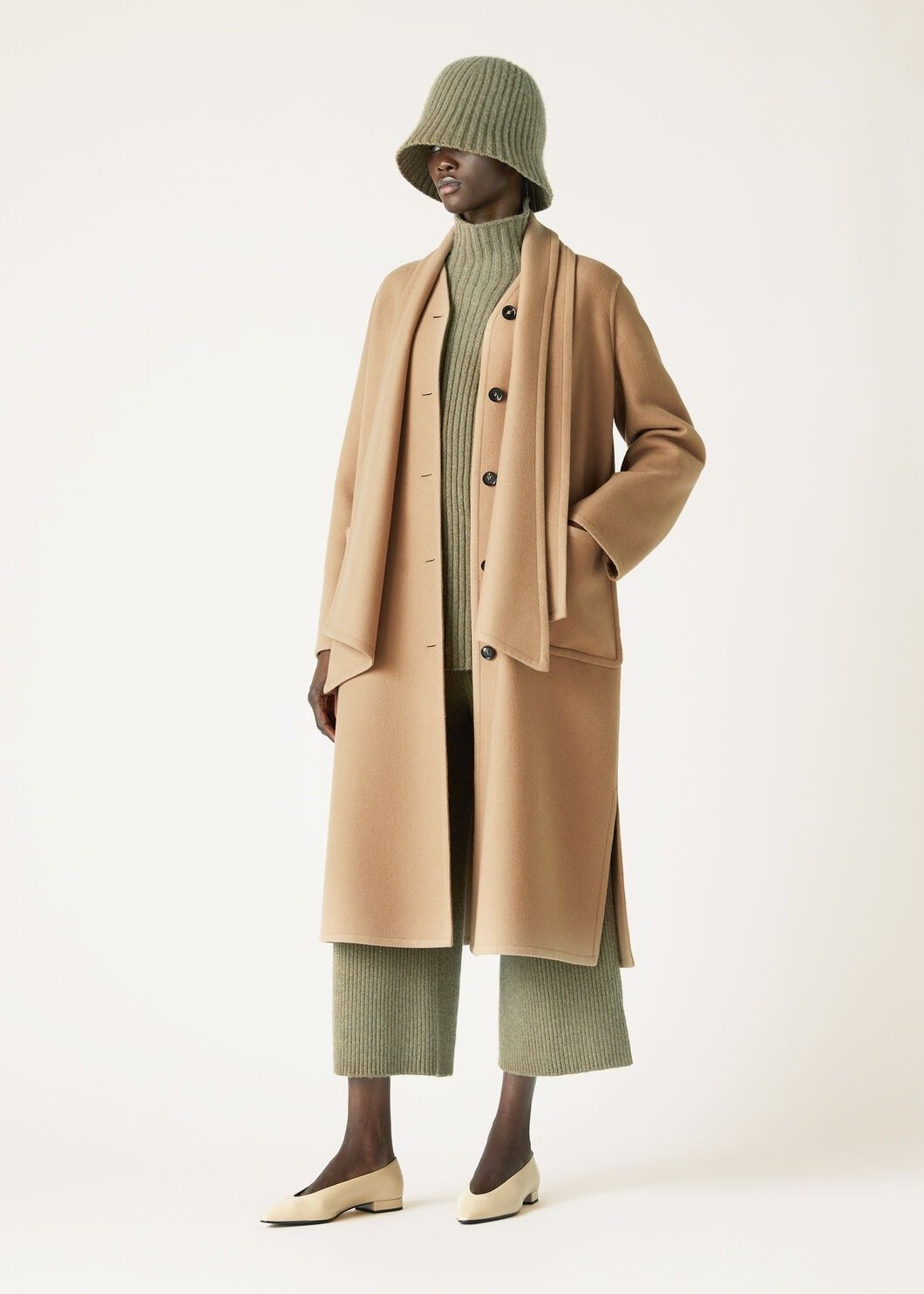 Loro Piana o1w1db10825 FAO9354 Gladwin Coat in Brown Size XS / US 0-2 / IT 36-38 - 2 Thumbnail